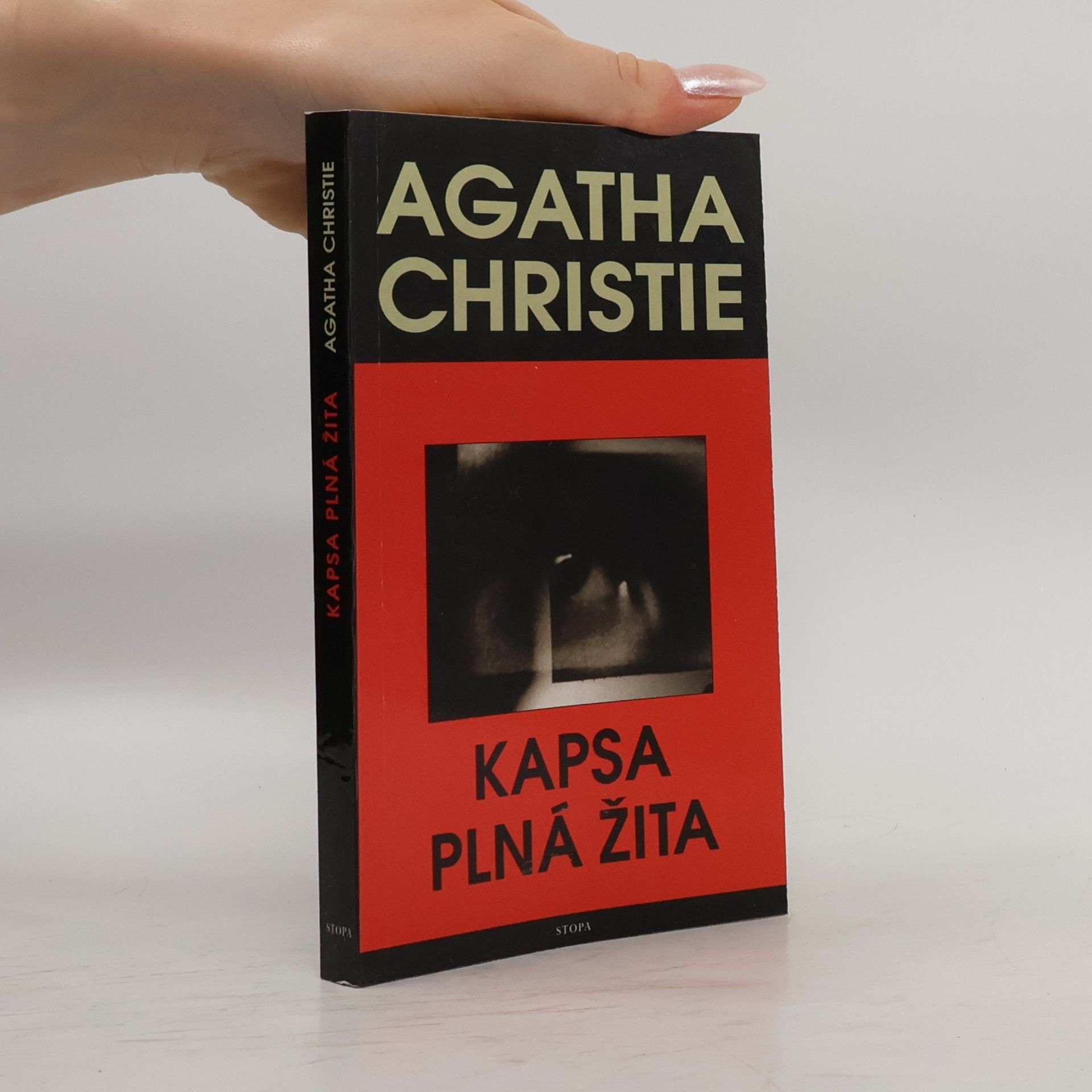 Agatha Christie Kapsa plná žita