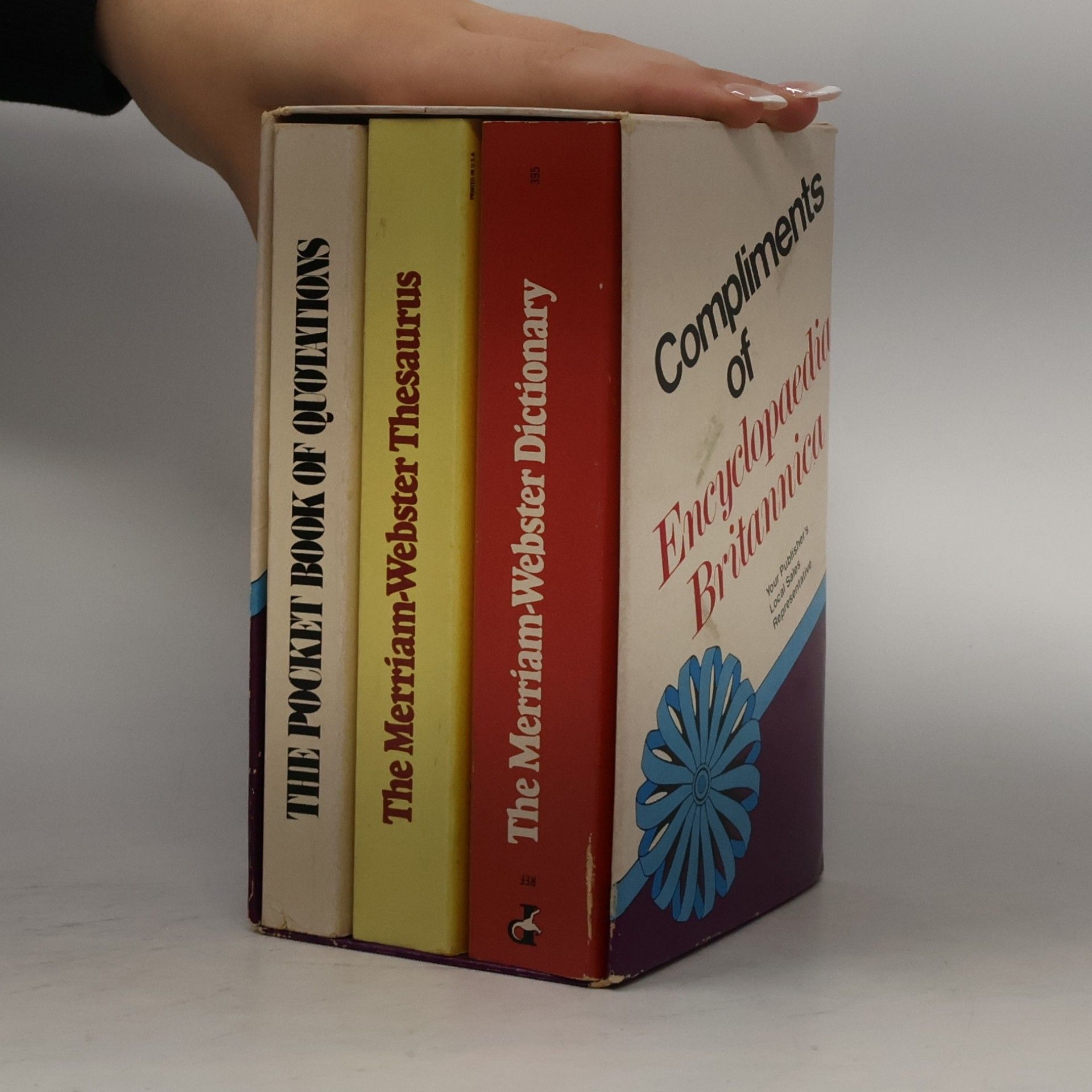 Kolektiv autorů Compliments of Encylopaedia Britannica 1-3