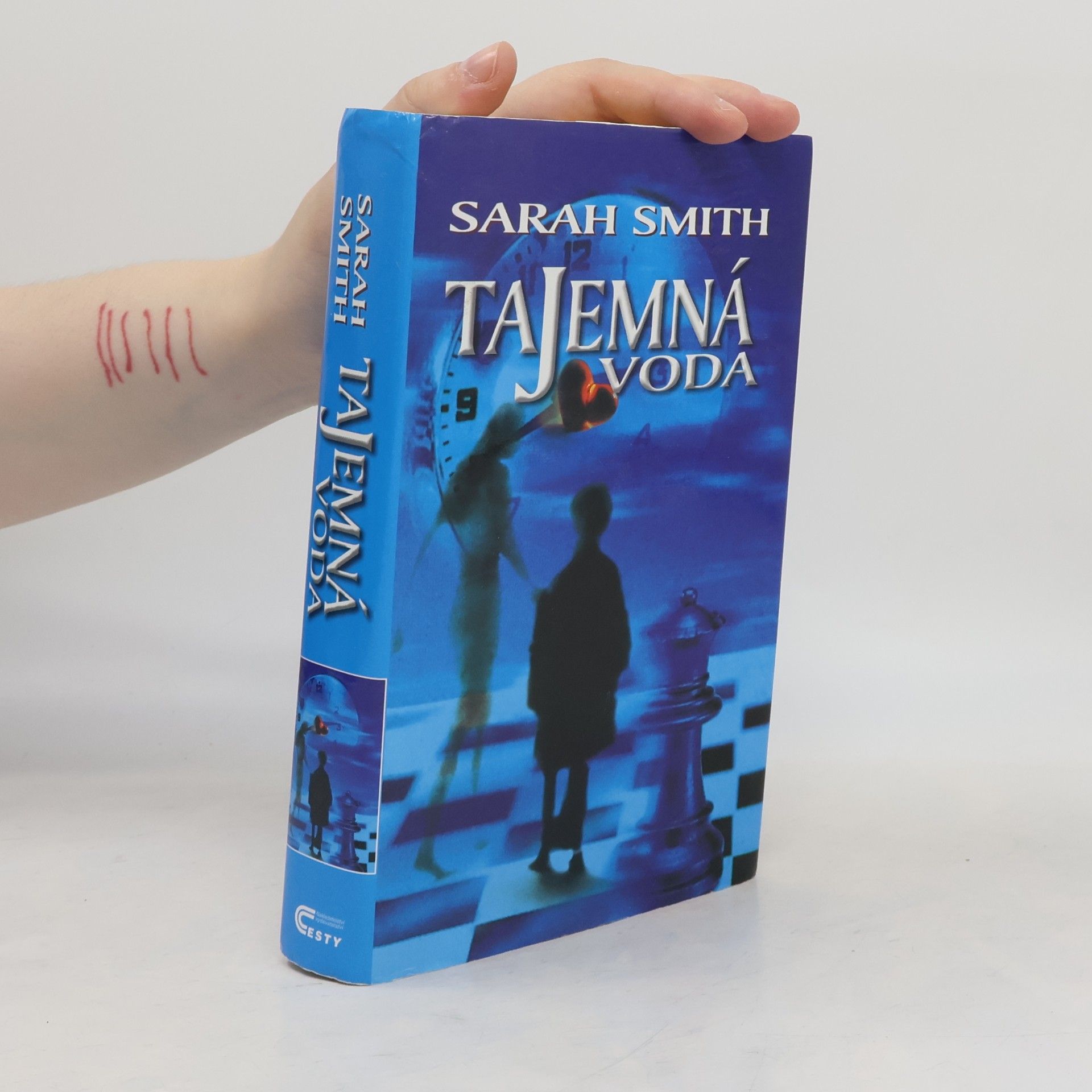 Sarah Smith Tajemná voda