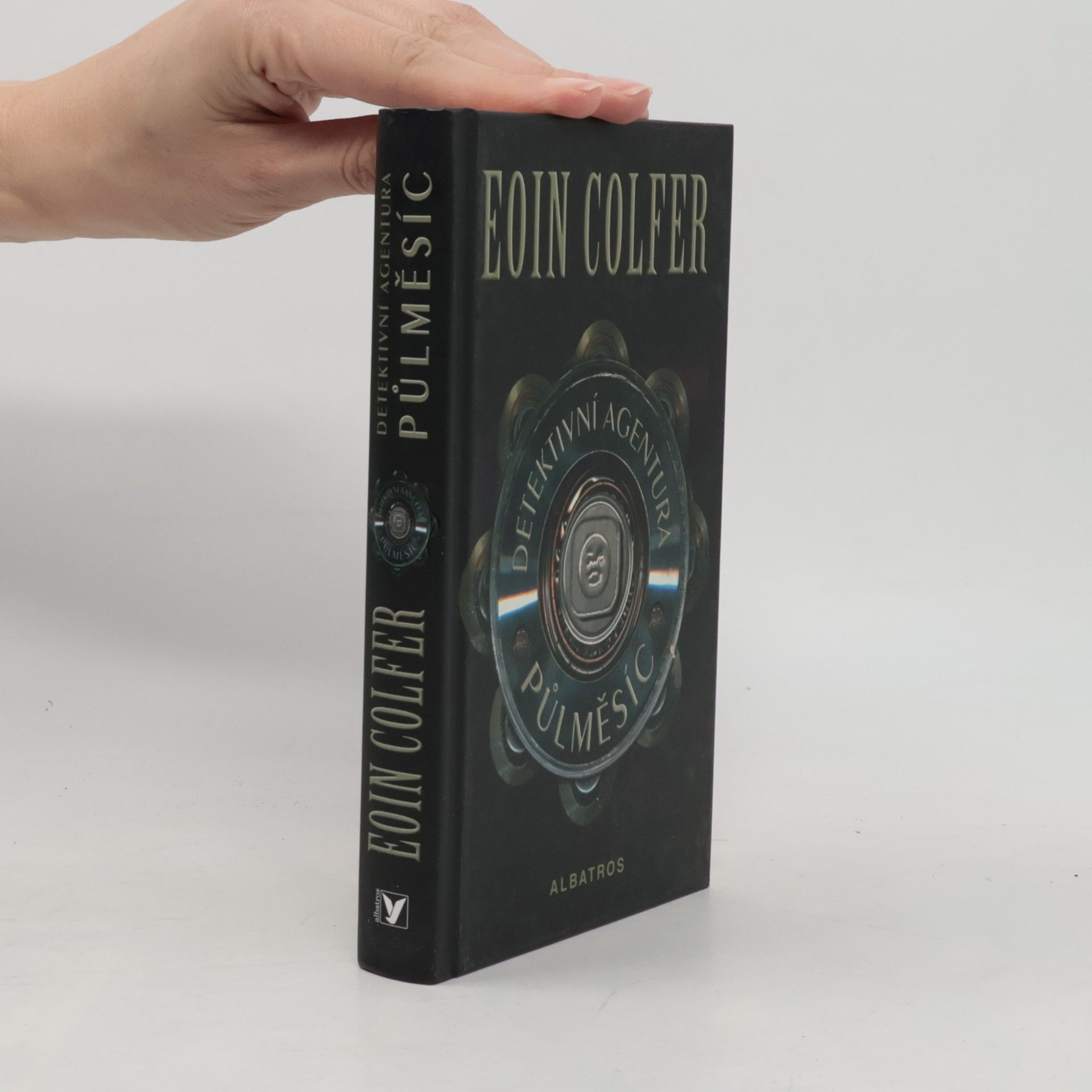 Eoin Colfer Detektivní agentura Půlměsíc