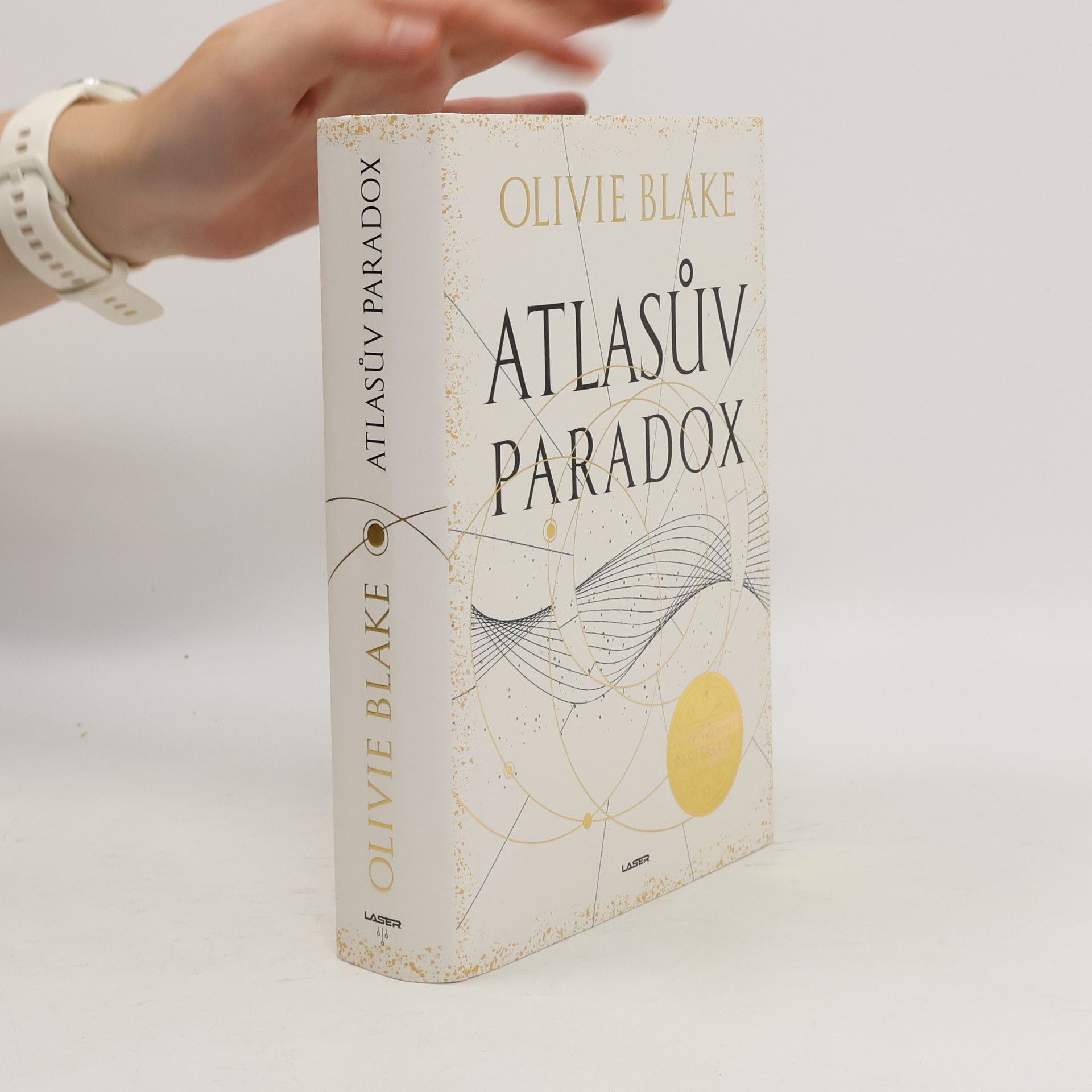 Olivie Blake Atlasův paradox