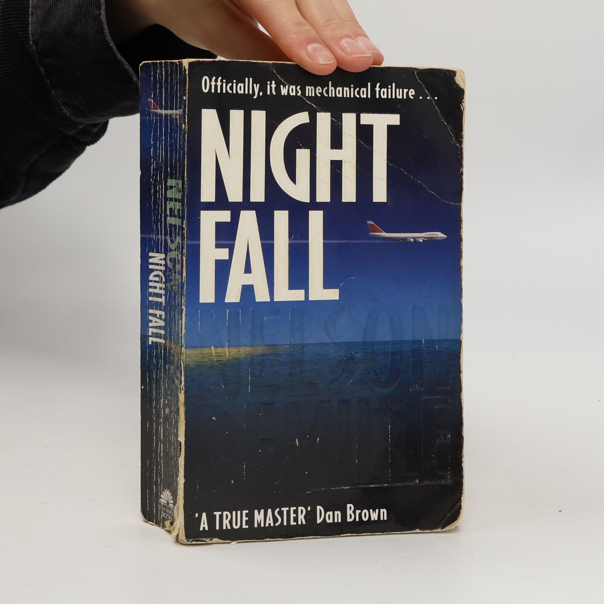 Nelson DeMille Night fall