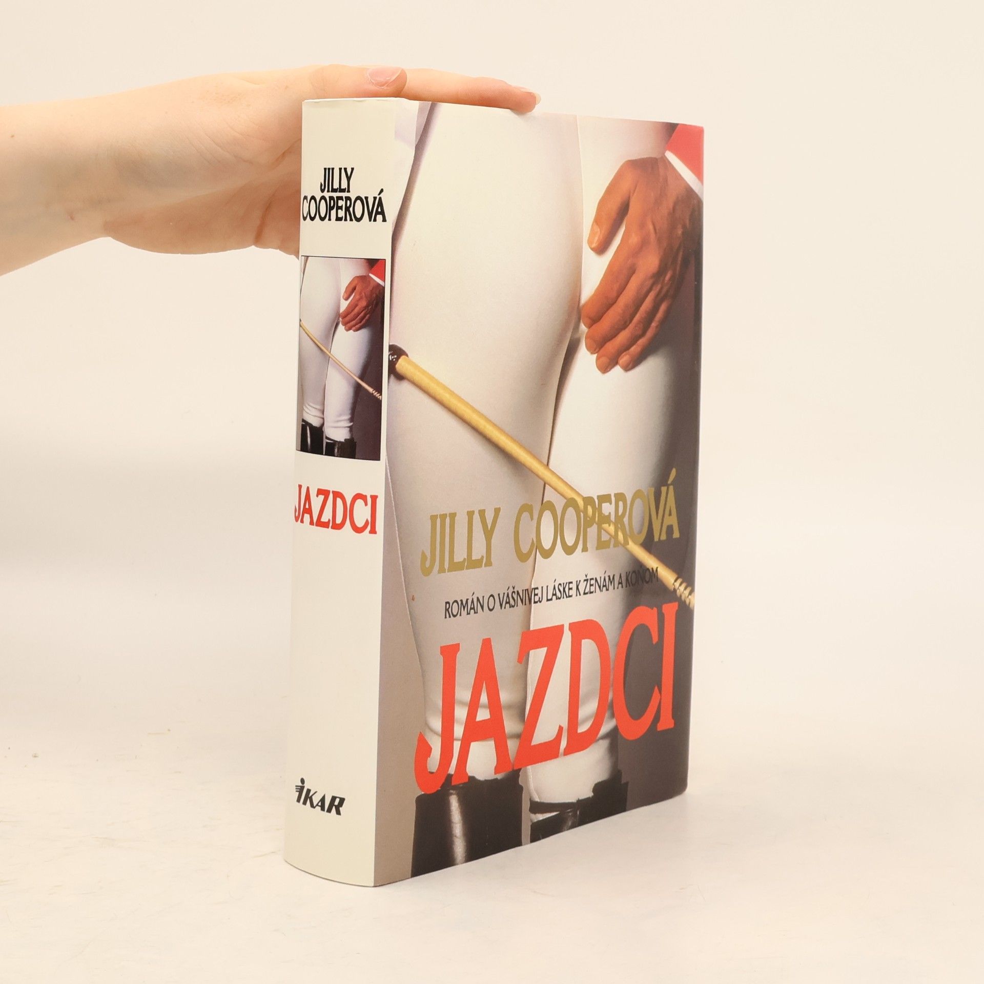 Jilly Cooper Jazdci