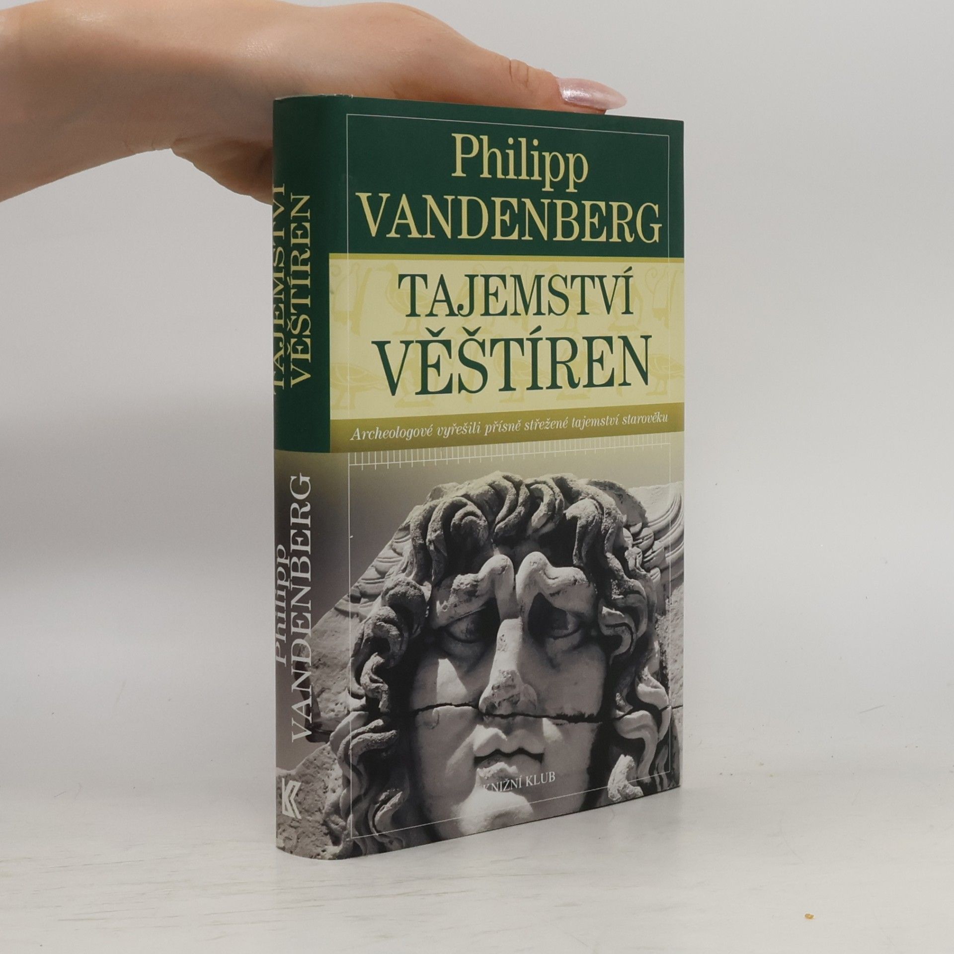Philipp Vandenberg Tajemství věštíren