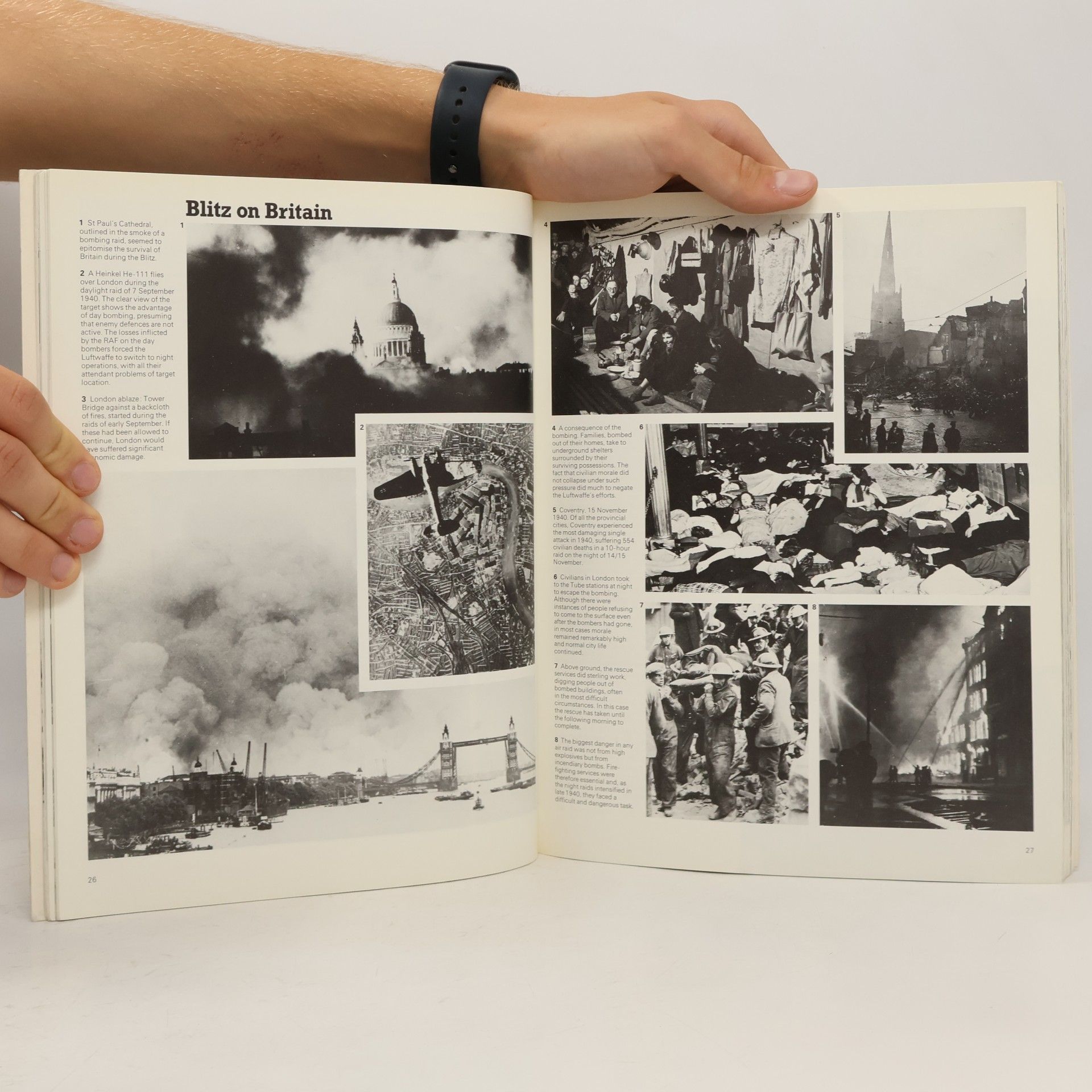 John Pimlott World War II in Photographs