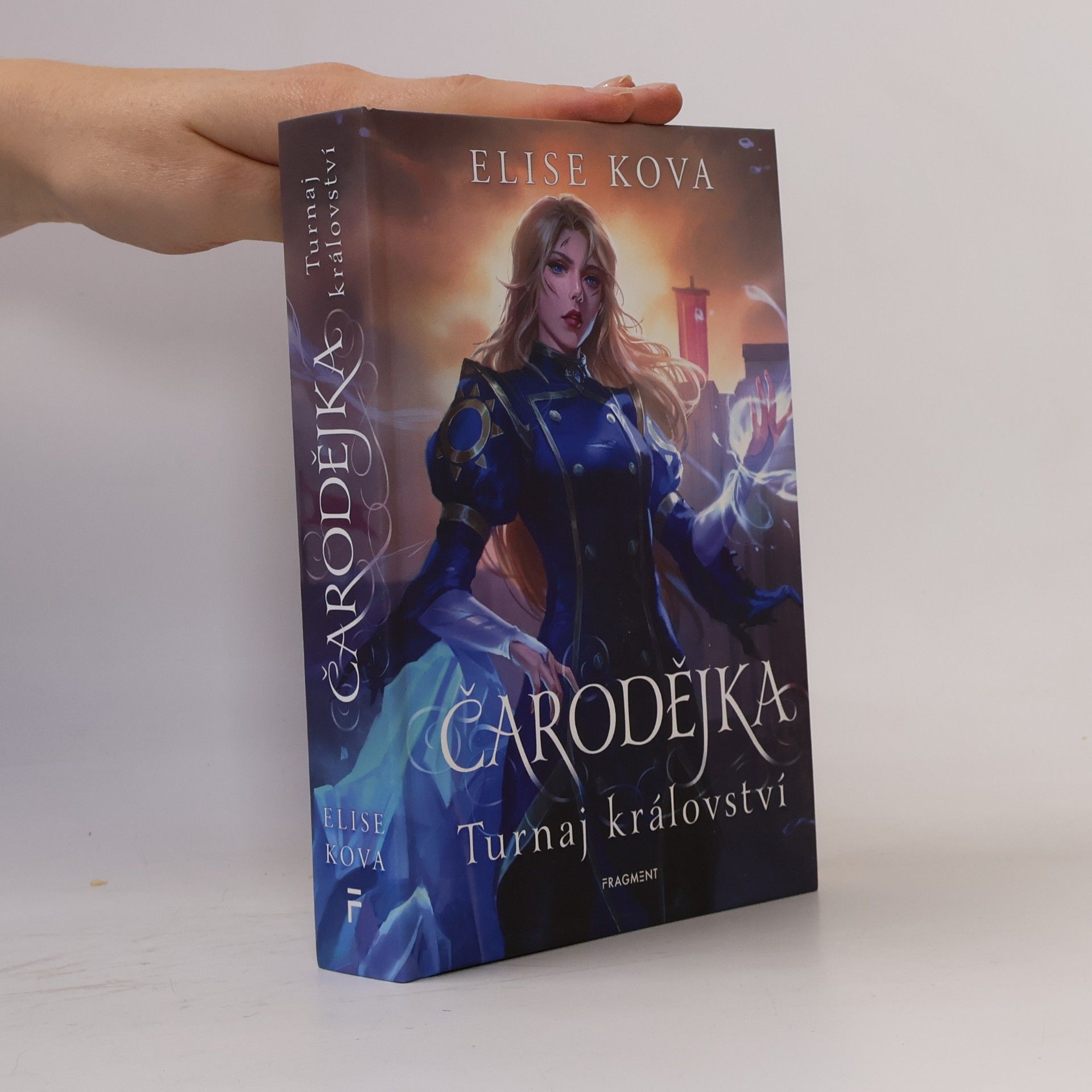 Elise Kova Turnaj království