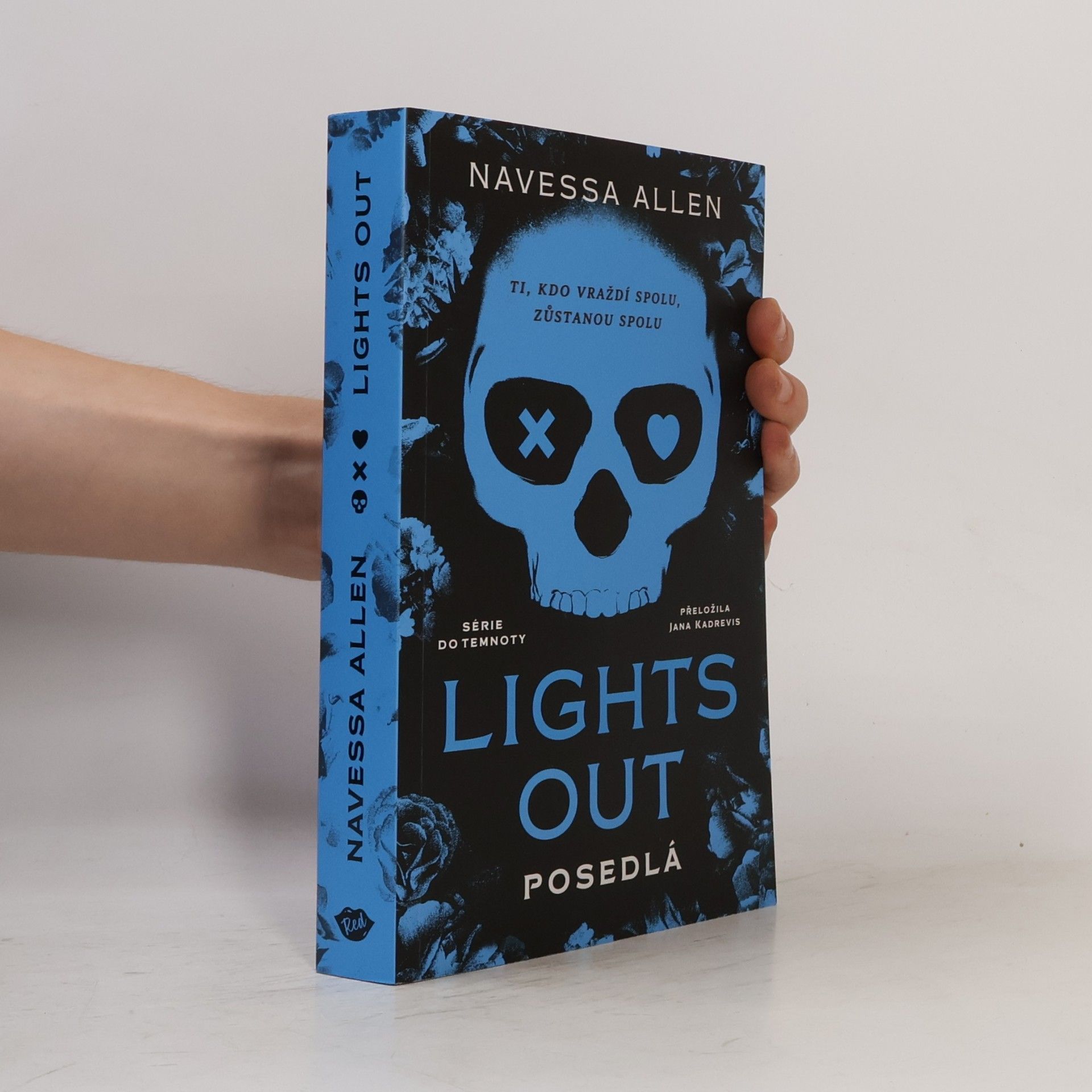 Navessa Allen Posedlá