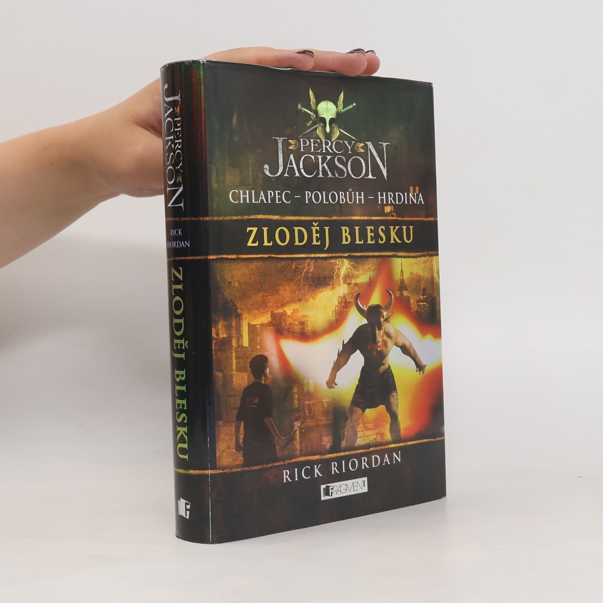 Rick Riordan Percy Jackson. Zloděj blesku
