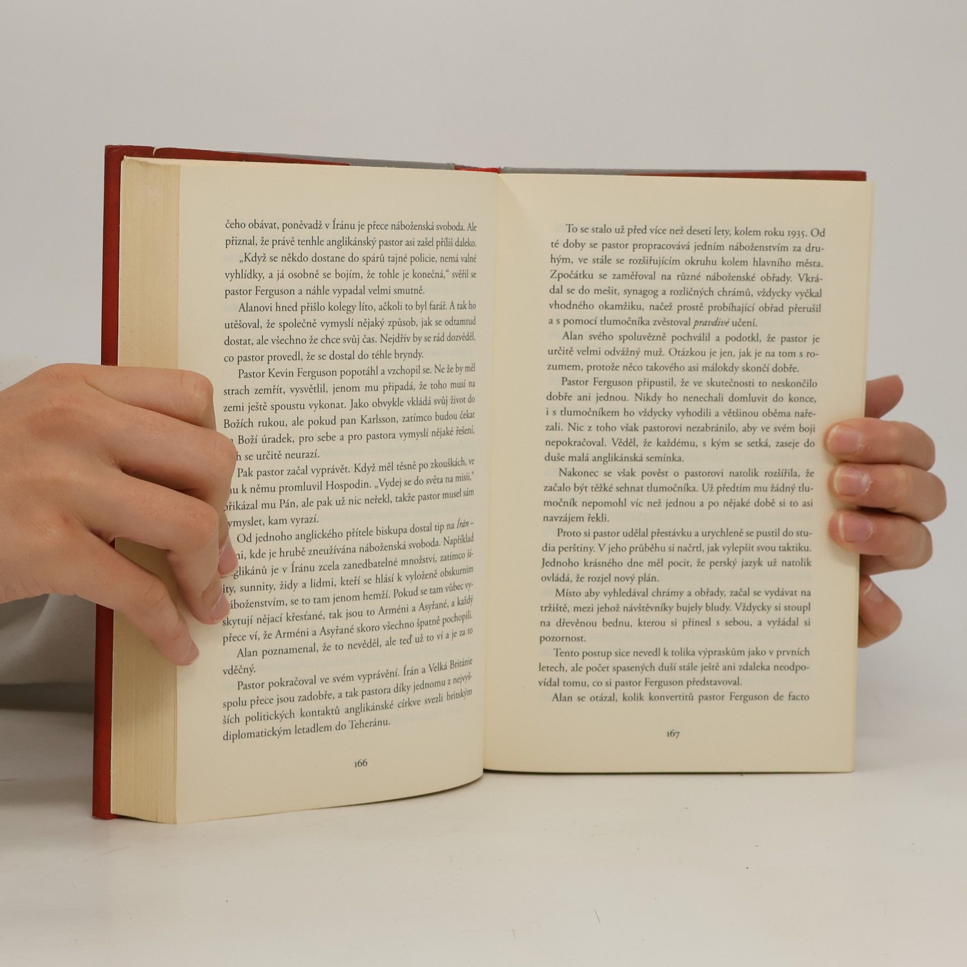 Jonas Jonasson Stoletý stařík, který vylezl z okna a zmizel