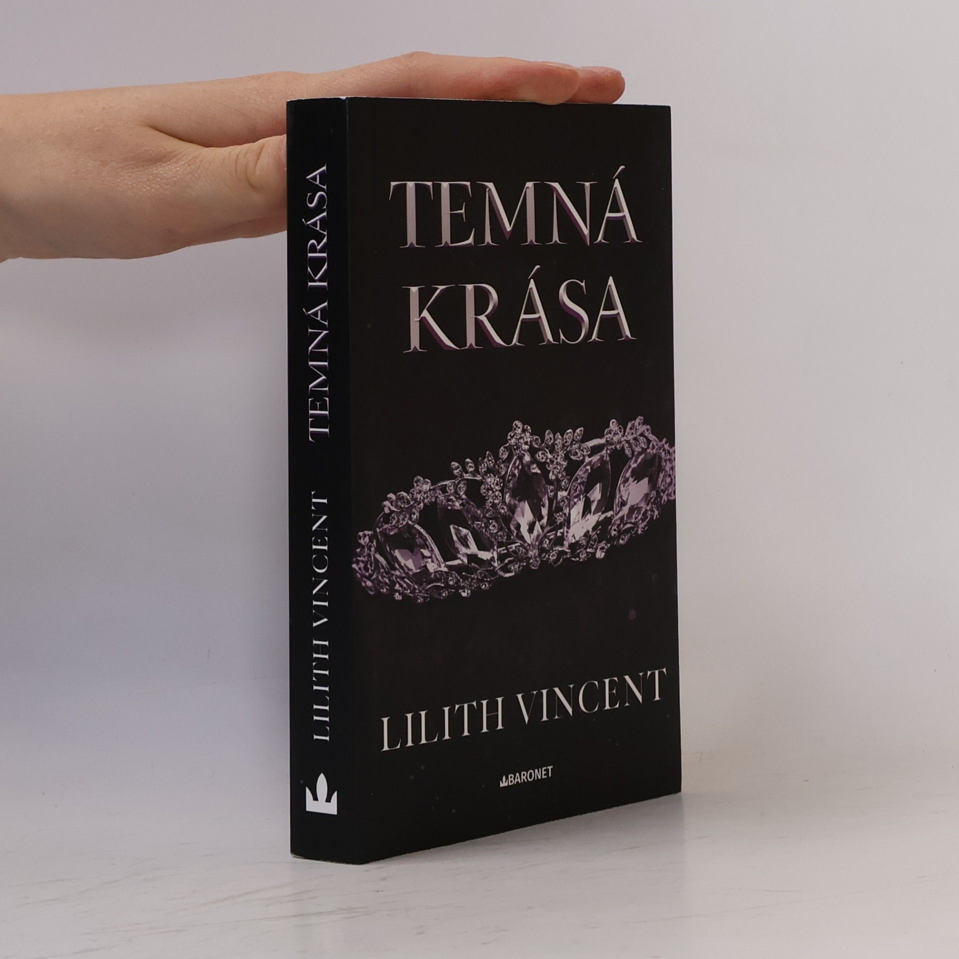 Chloe Chastaine Temná krása