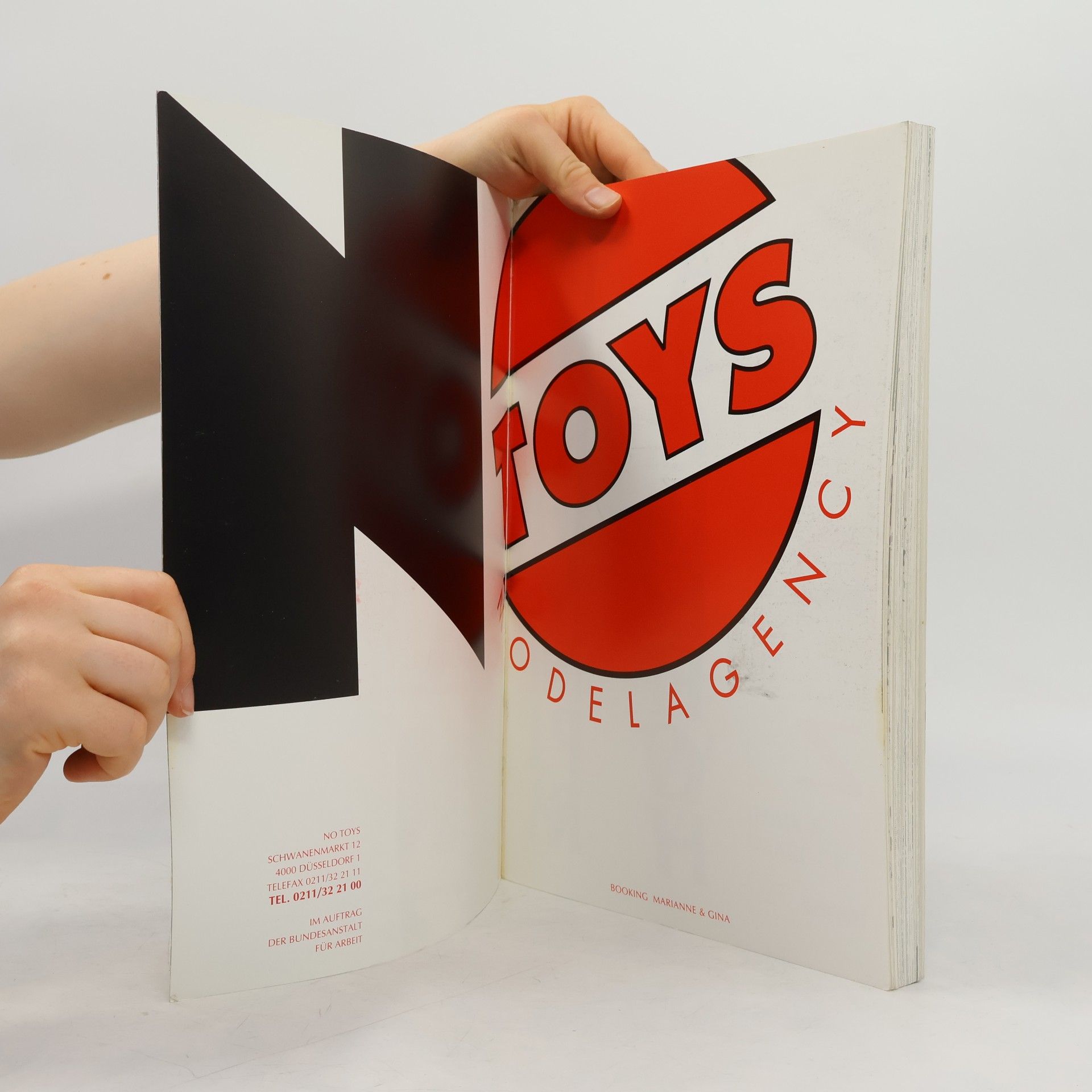 Autorenkollektiv No Toys. Modelagency