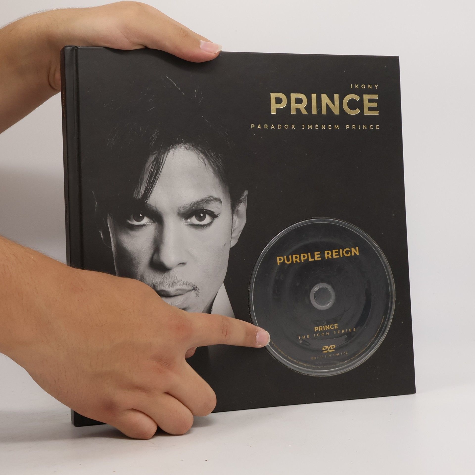 Glenda Nevill Prince: paradox jménem Prince
