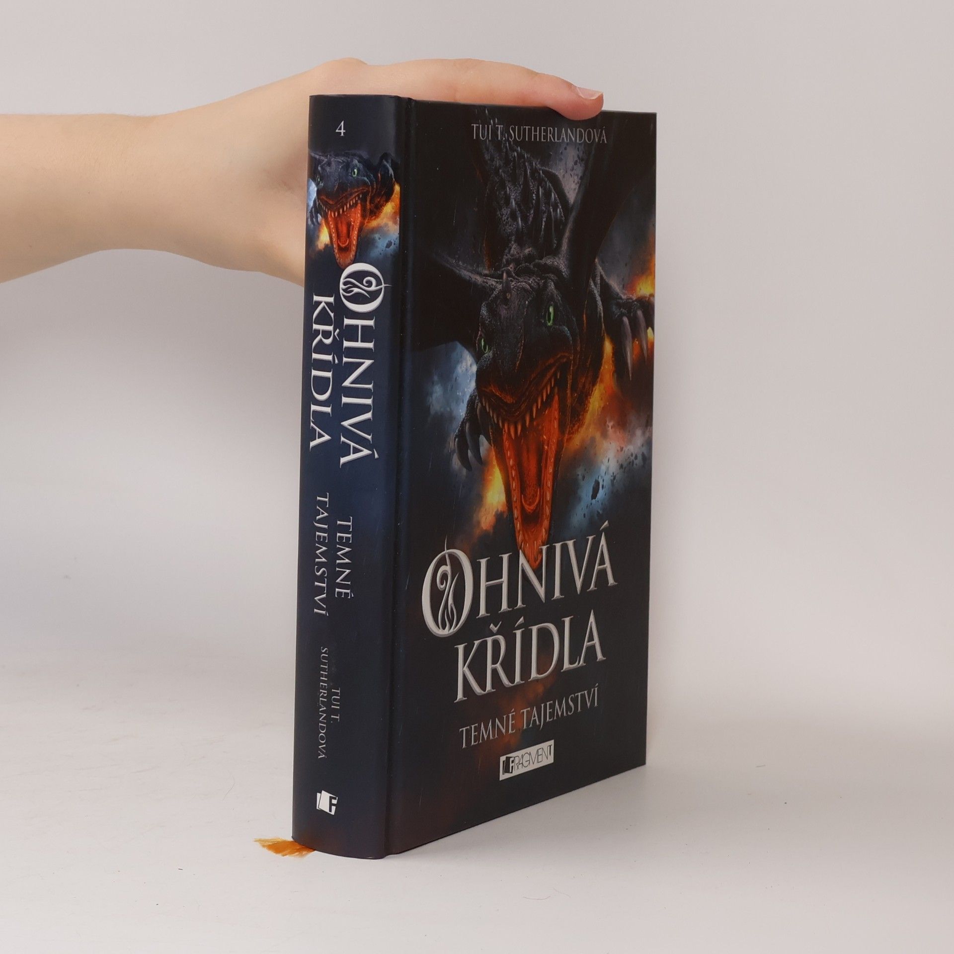 Tui Sutherland Ohnivá křídla. Temné tajemství.