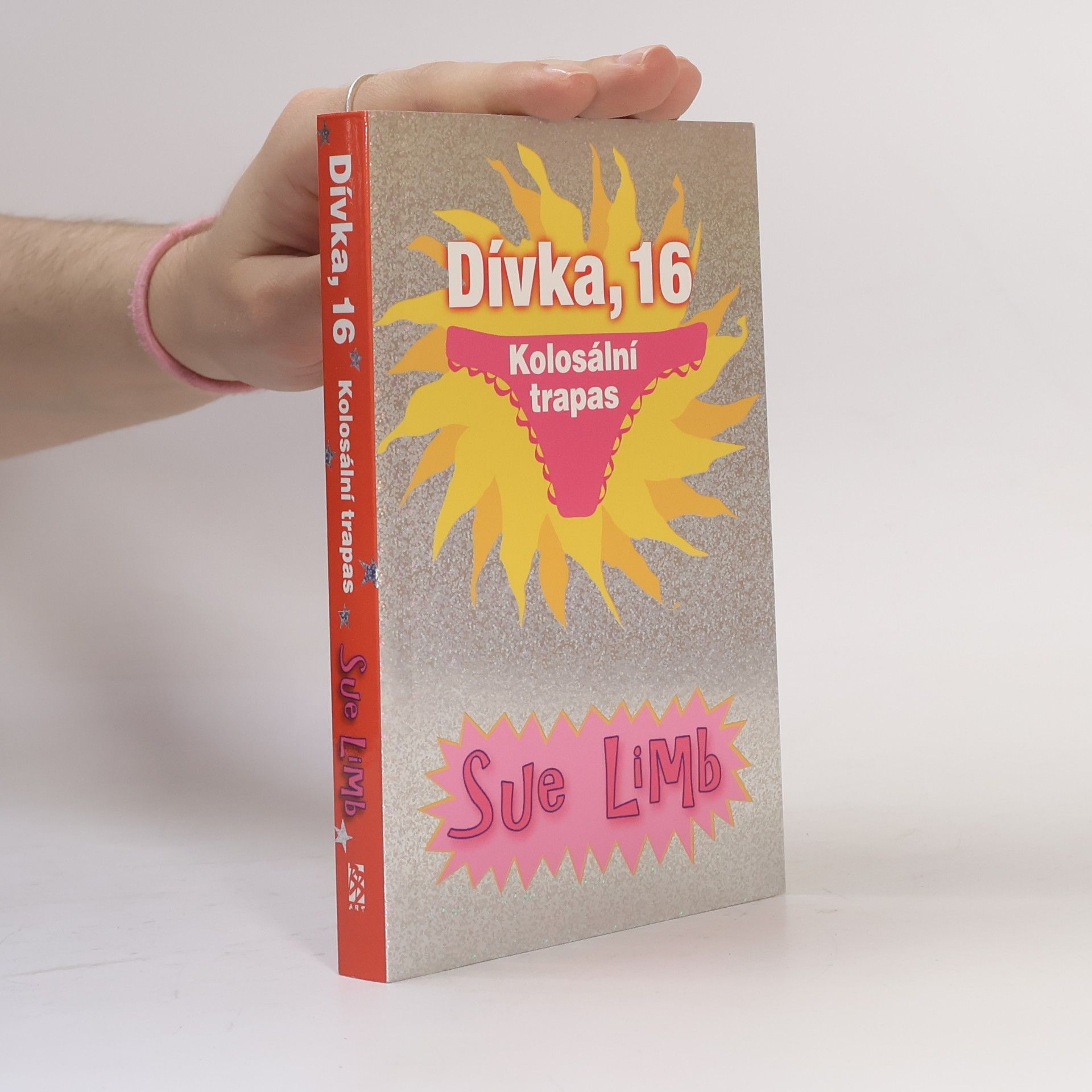 Sue Limb Dívka, 16. Kolosální trapas.