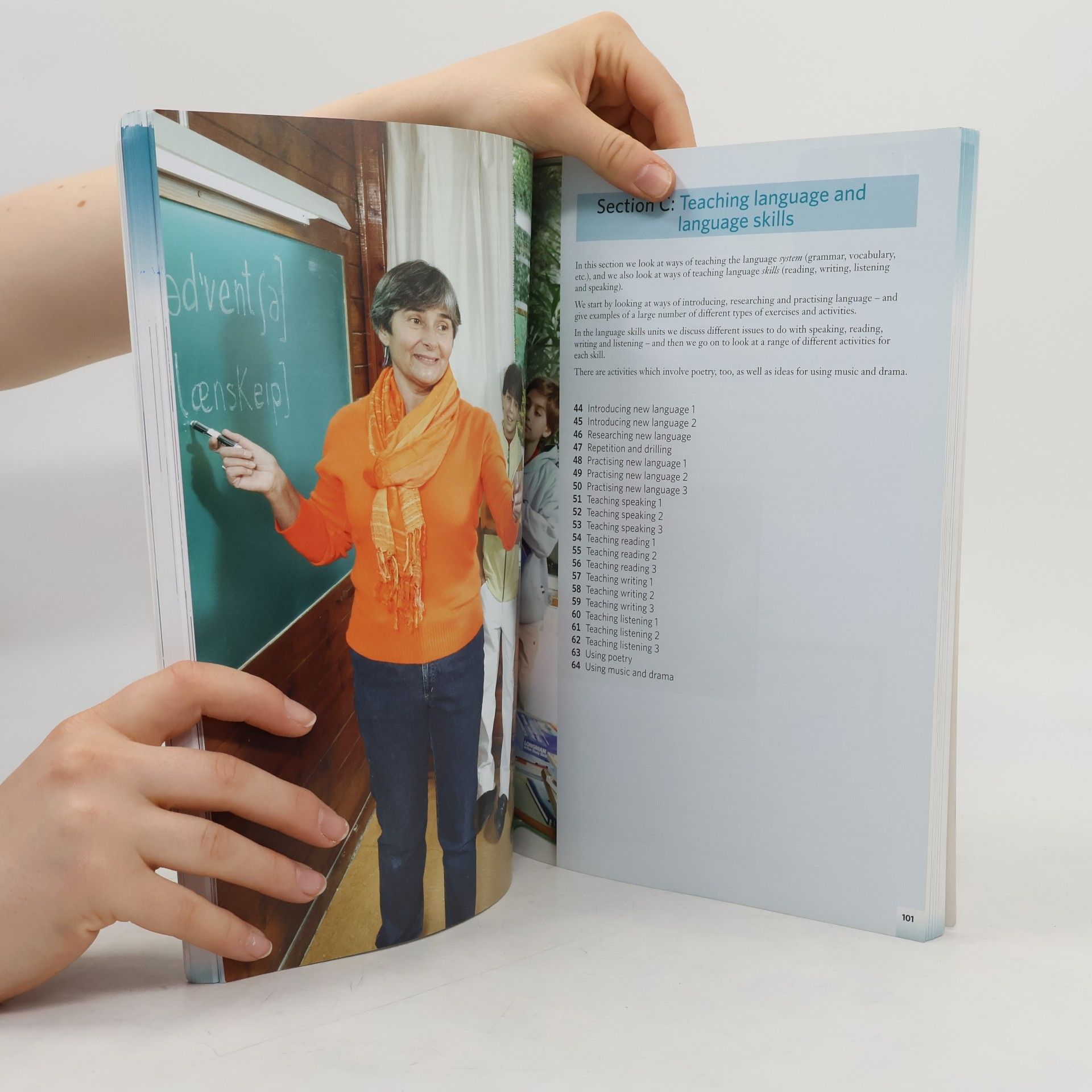 Jeremy Harmer Essential teacher knowledge : core concepts in English language teaching