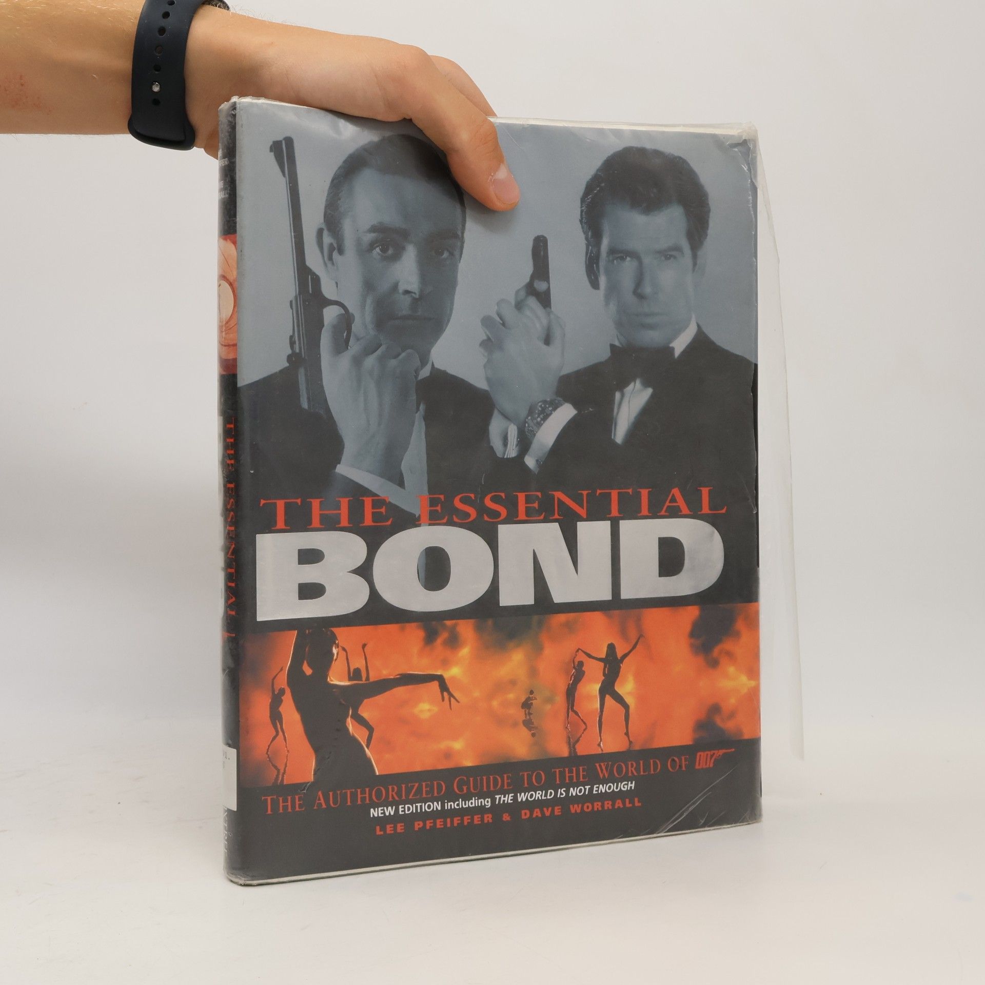 Lee Pfeiffer The essential Bond