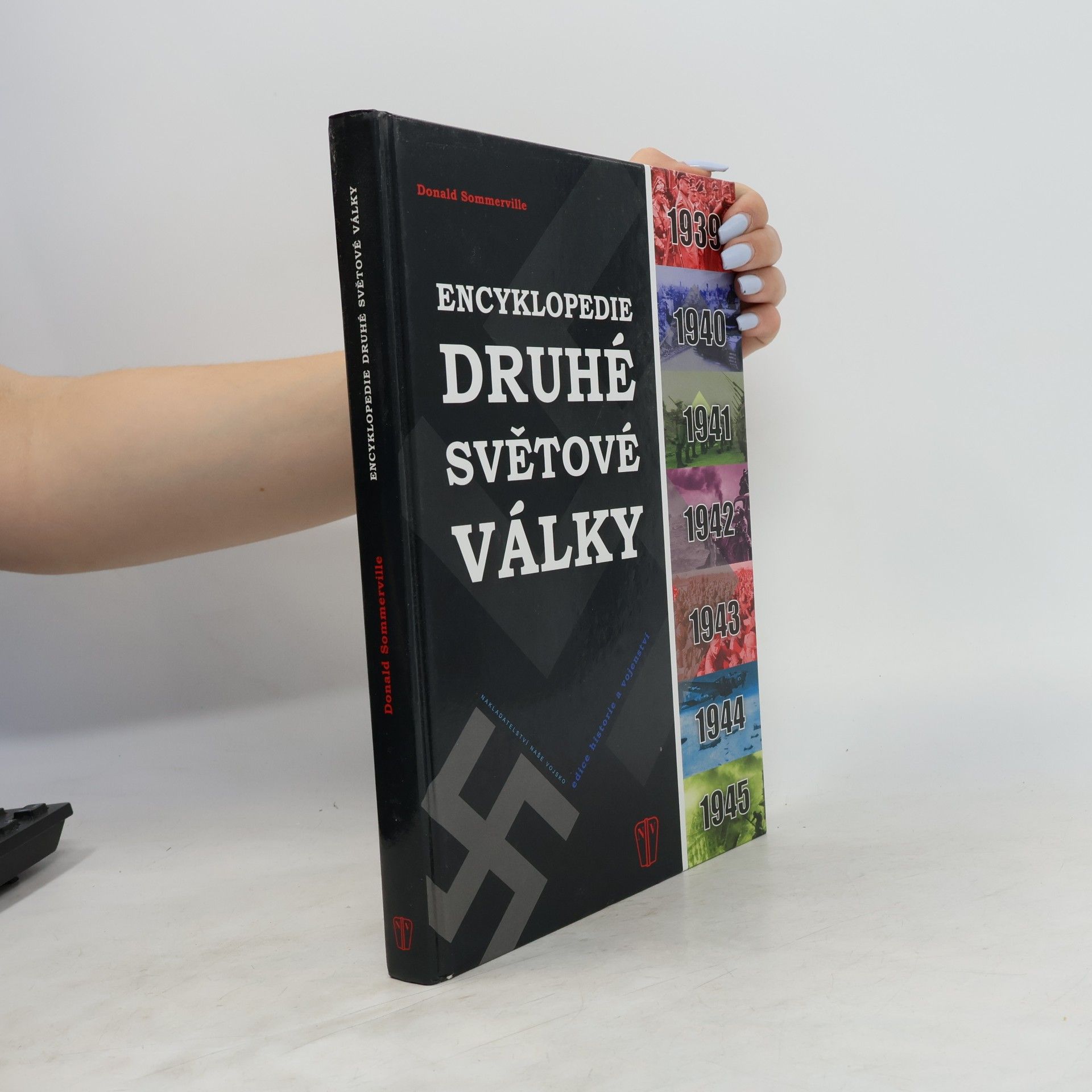 Donald Sommervile Encyklopedie druhé světové války