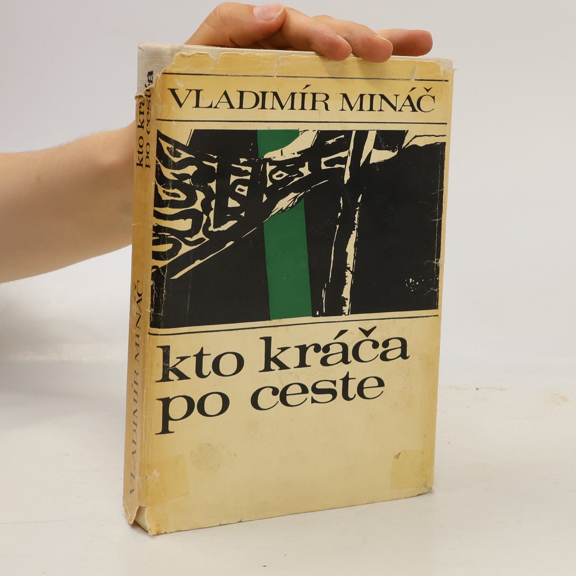Vladimír Mináč Kto kráča po ceste