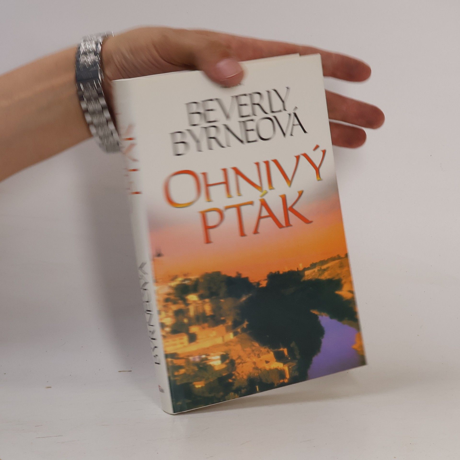 Beverly Byrne Ohnivý pták