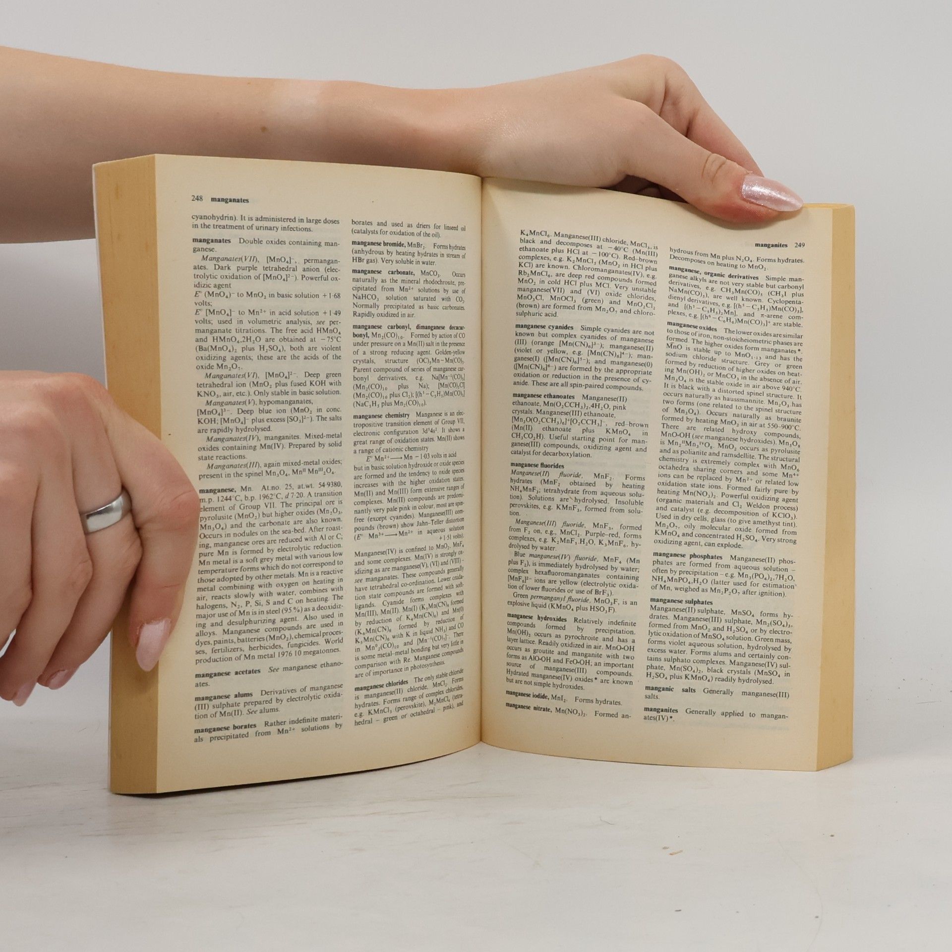 D. W. A. Sharp The Penguin Dictionary of Chemistry