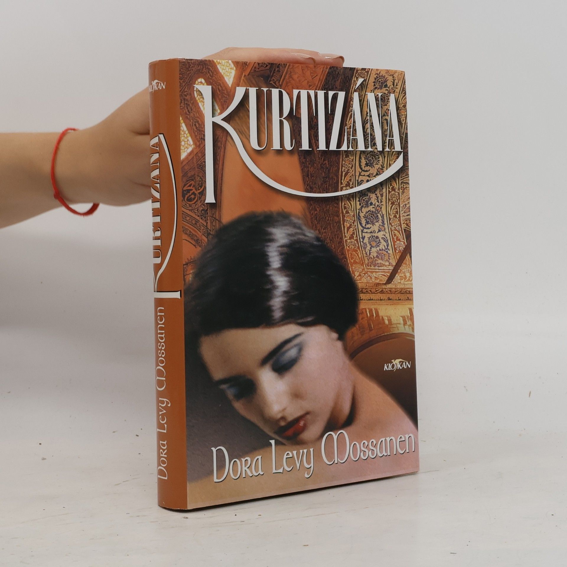 Mossanen Dora Levy Kurtizána