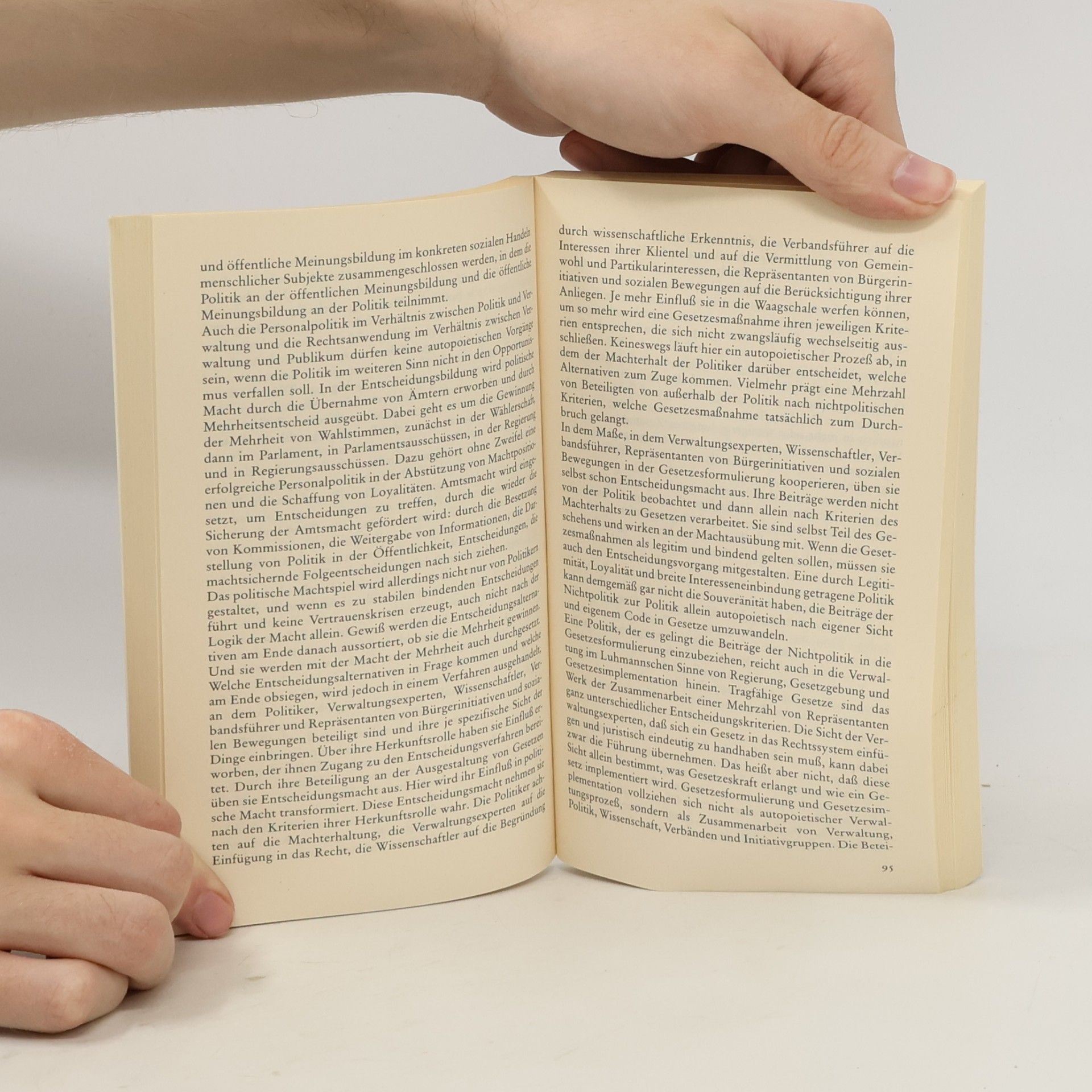 Richard Münch Suhrkamp Taschenbuch Wissenschaft - 1242: Risikopolitik
