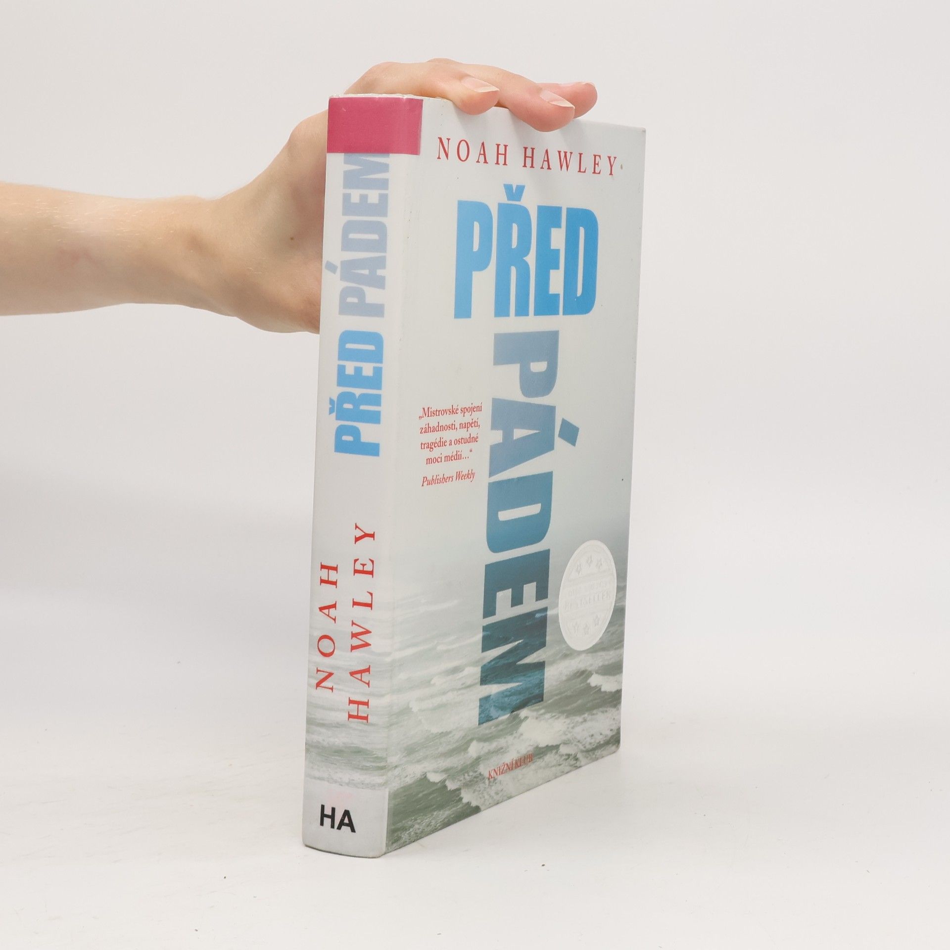 Noah Hawley Před pádem