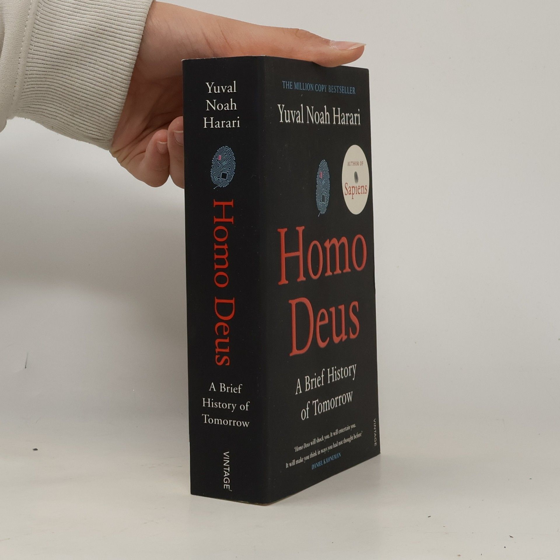 Yuval Noah Harari Homo Deus. A Brief History of Tomorrow