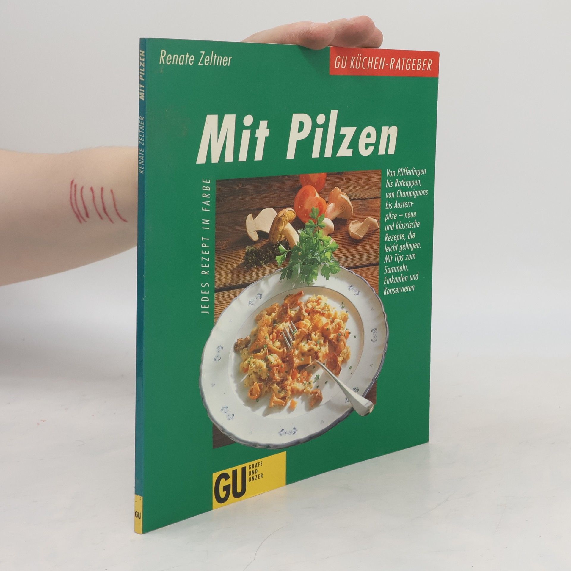 Renate Zeltner Mit Pilzen
