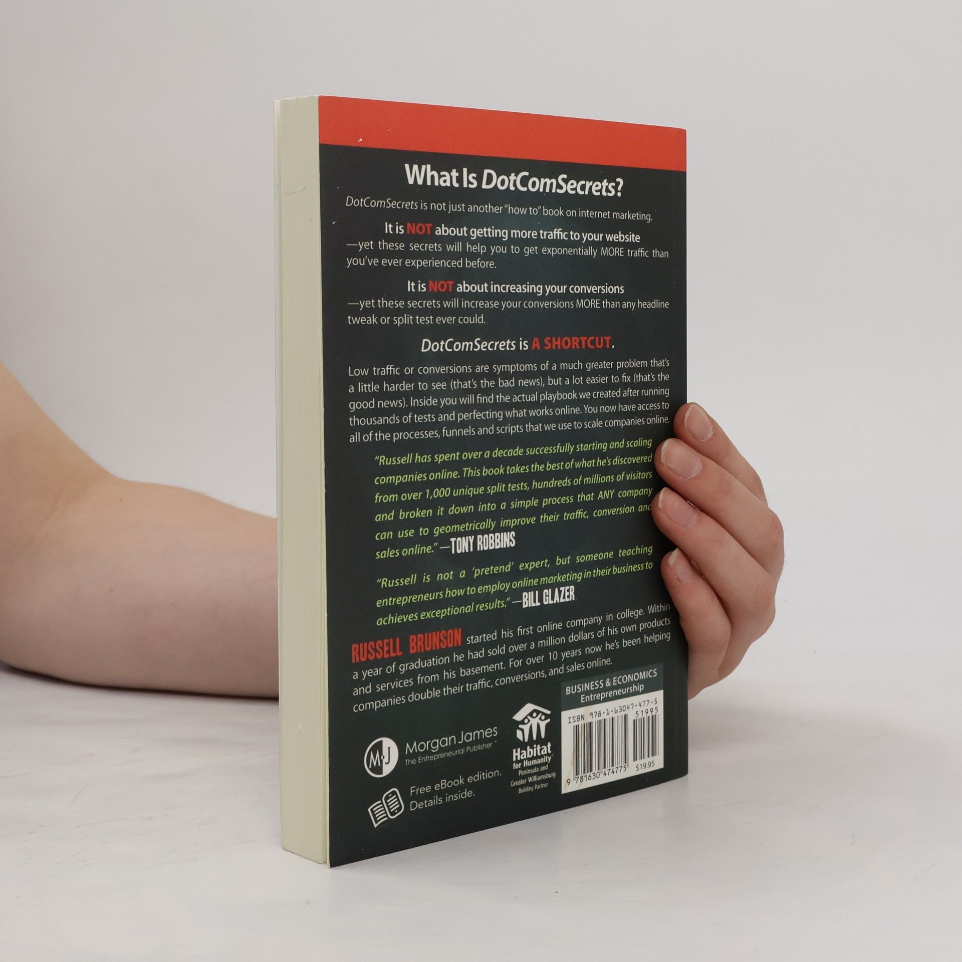 Russell Brunson Dotcom secrets. The underground playbook for growing your company online