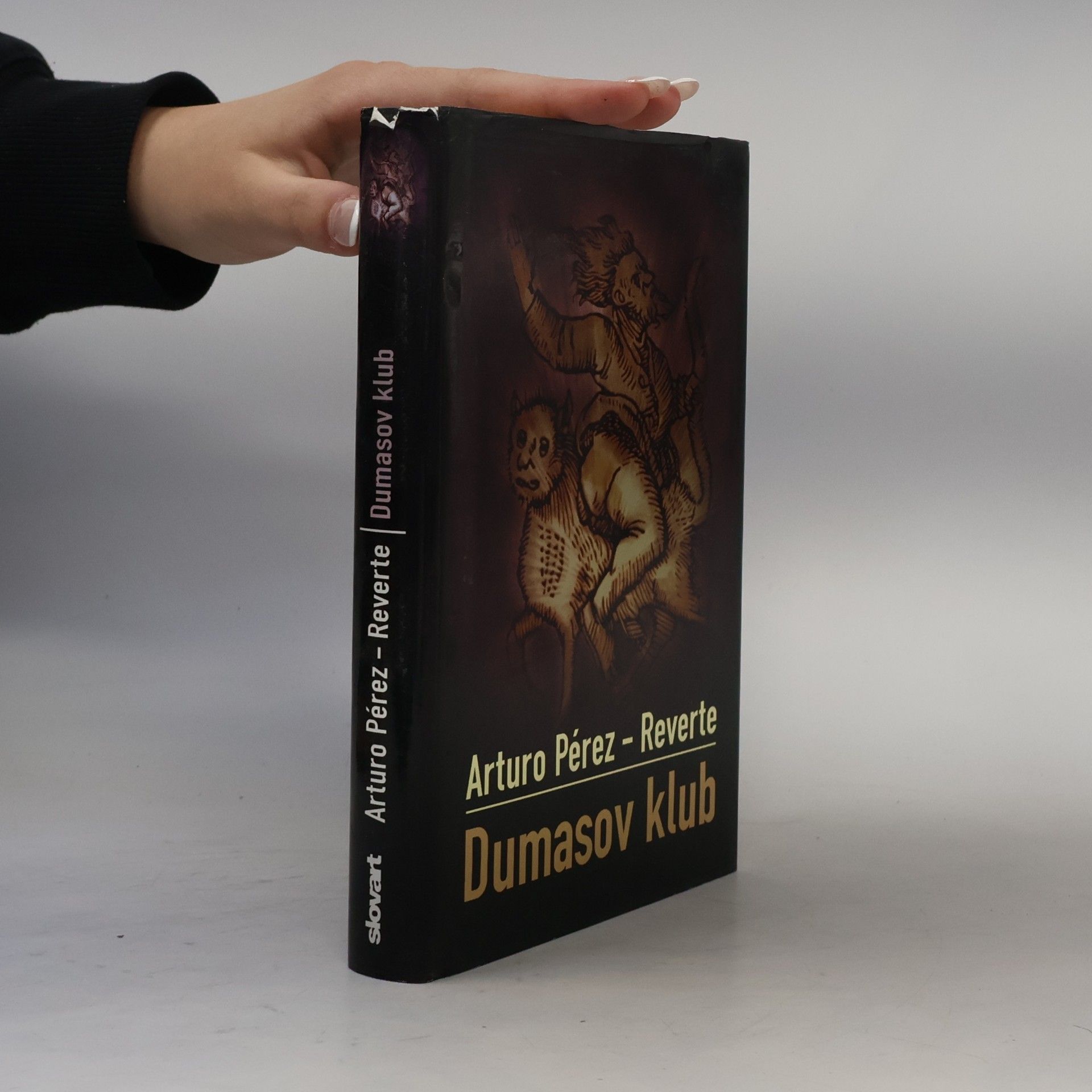 Arturo Pérez-Reverte Dumasov klub