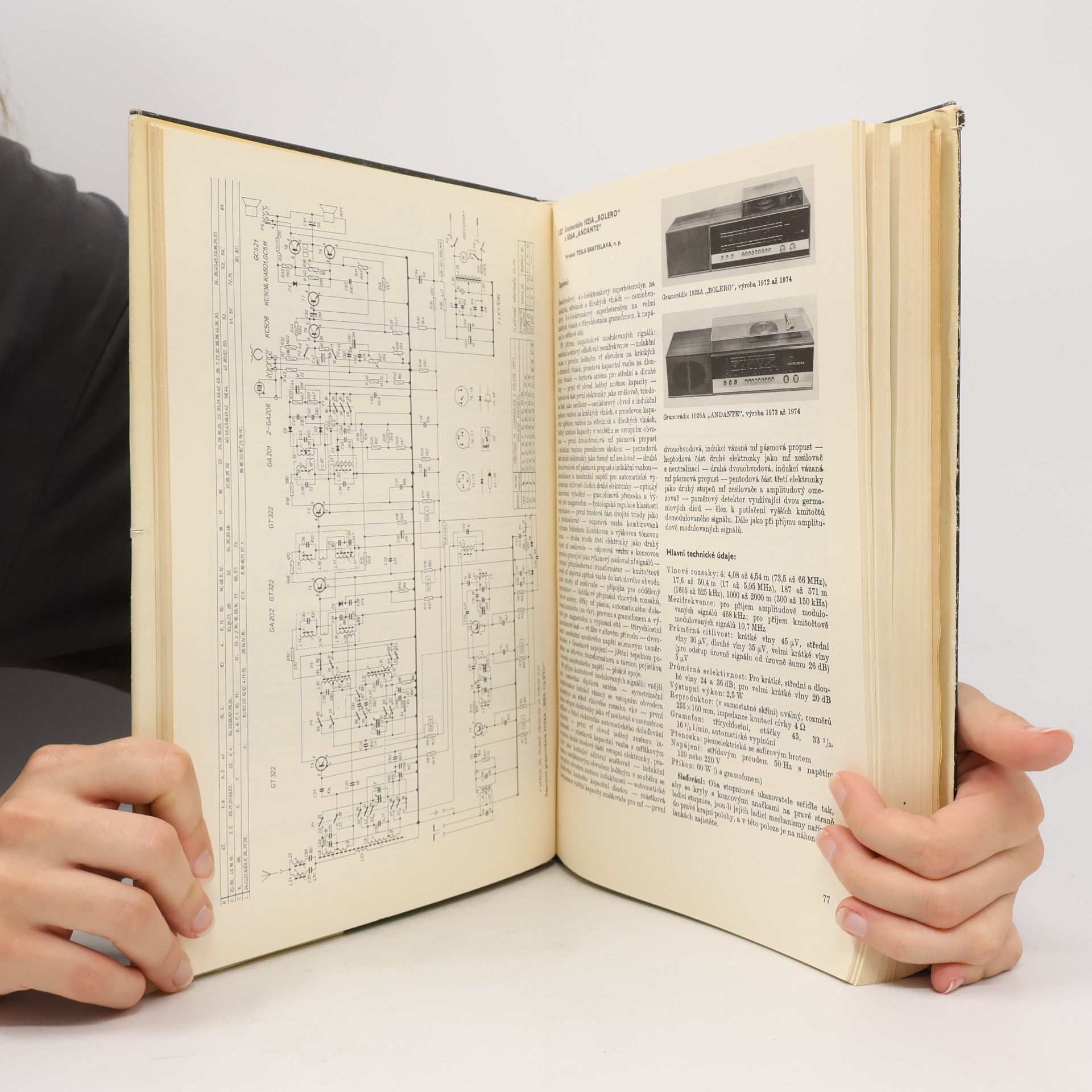 Eduard Kottek Československé rozhlasové a televizní přijímače IV (1970 - 1977) a nízkofrekvenční zesilovače
