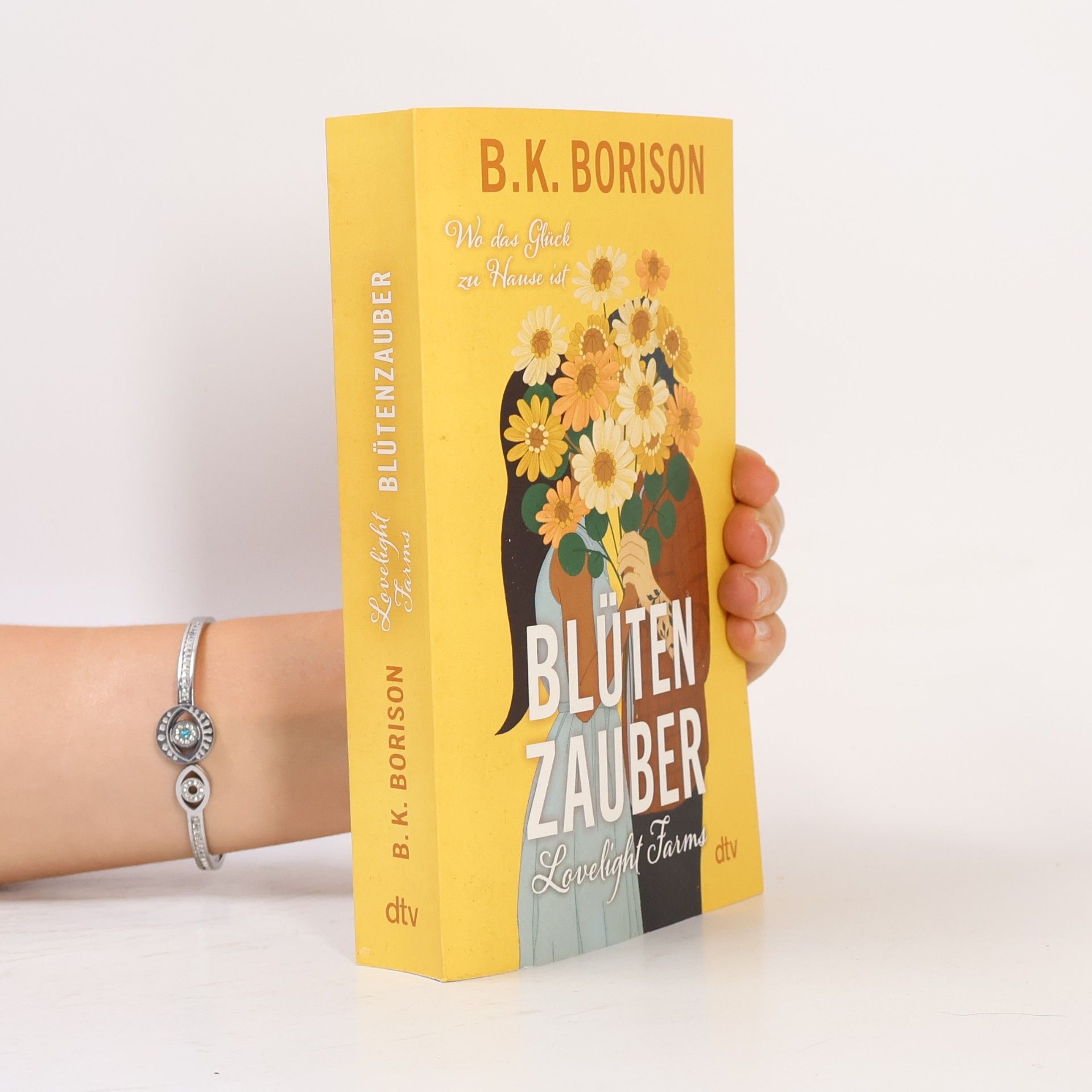 B. K. Borison Lovelight Farms – Blütenzauber