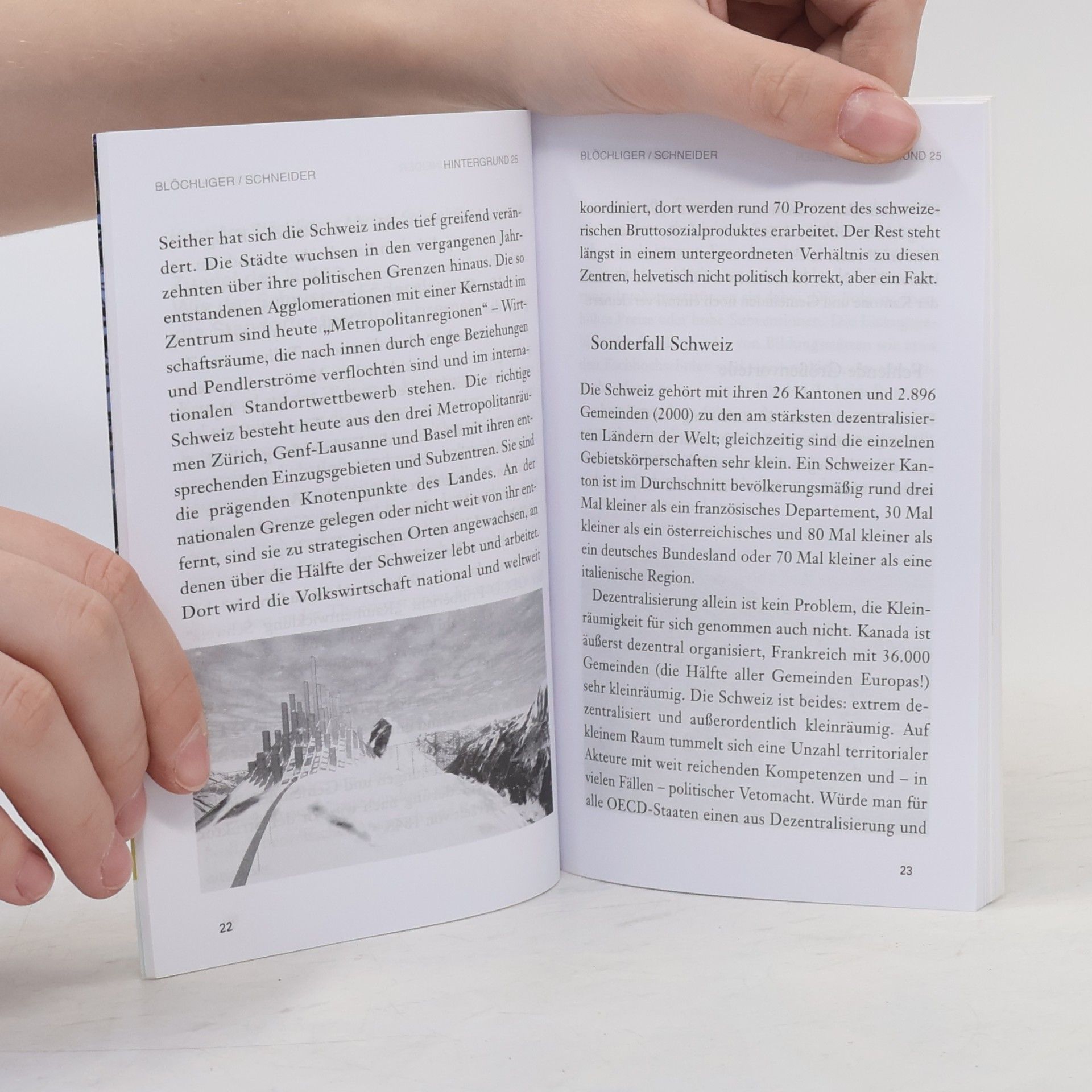 Autorenkollektiv Hintergrund 25. Intelligente Regionen