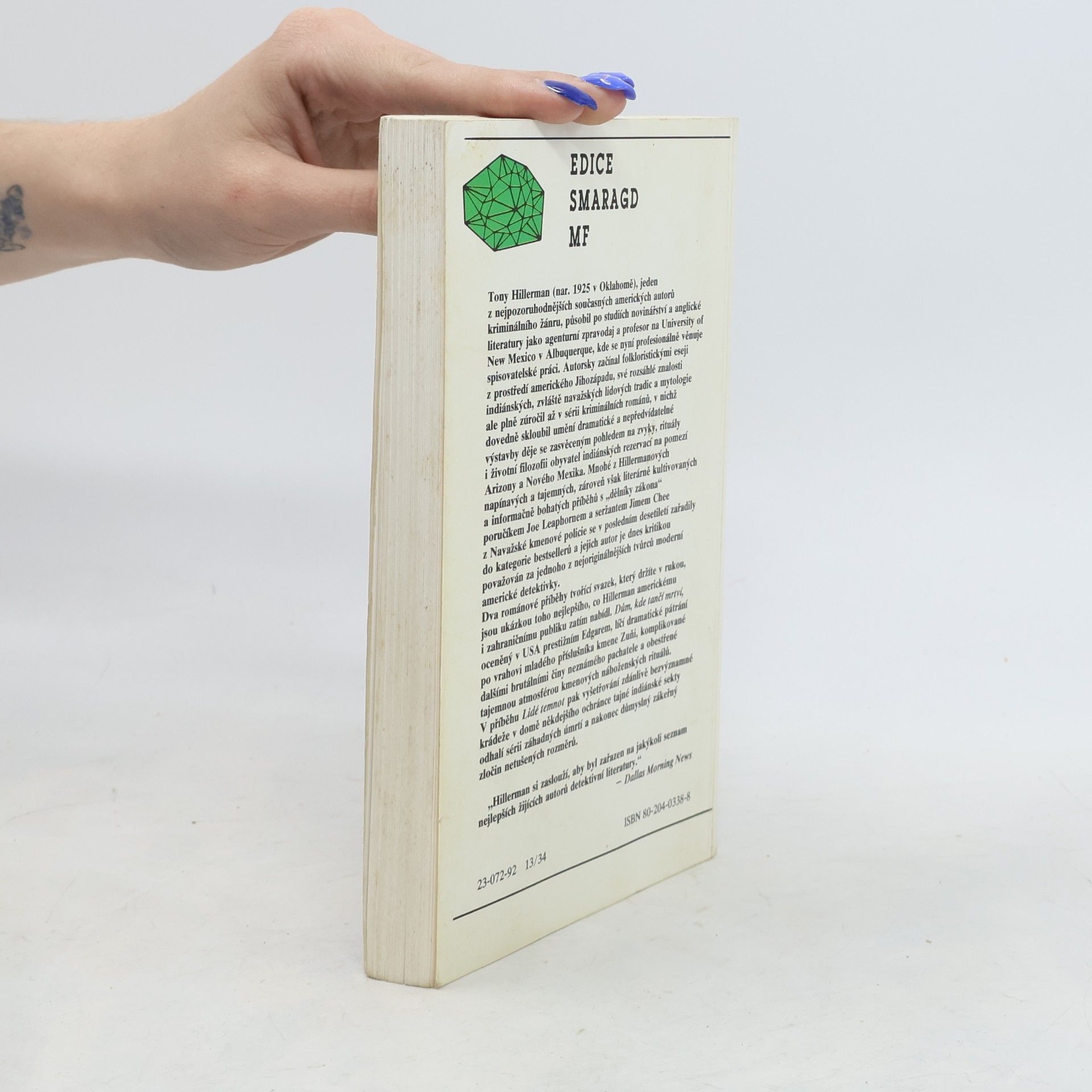 Tony Hillerman Dům, kde tančí mrtví ; Lidé temnot