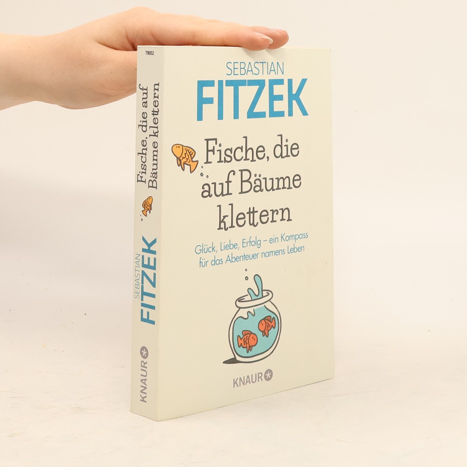 Fische, die auf Bäume klettern