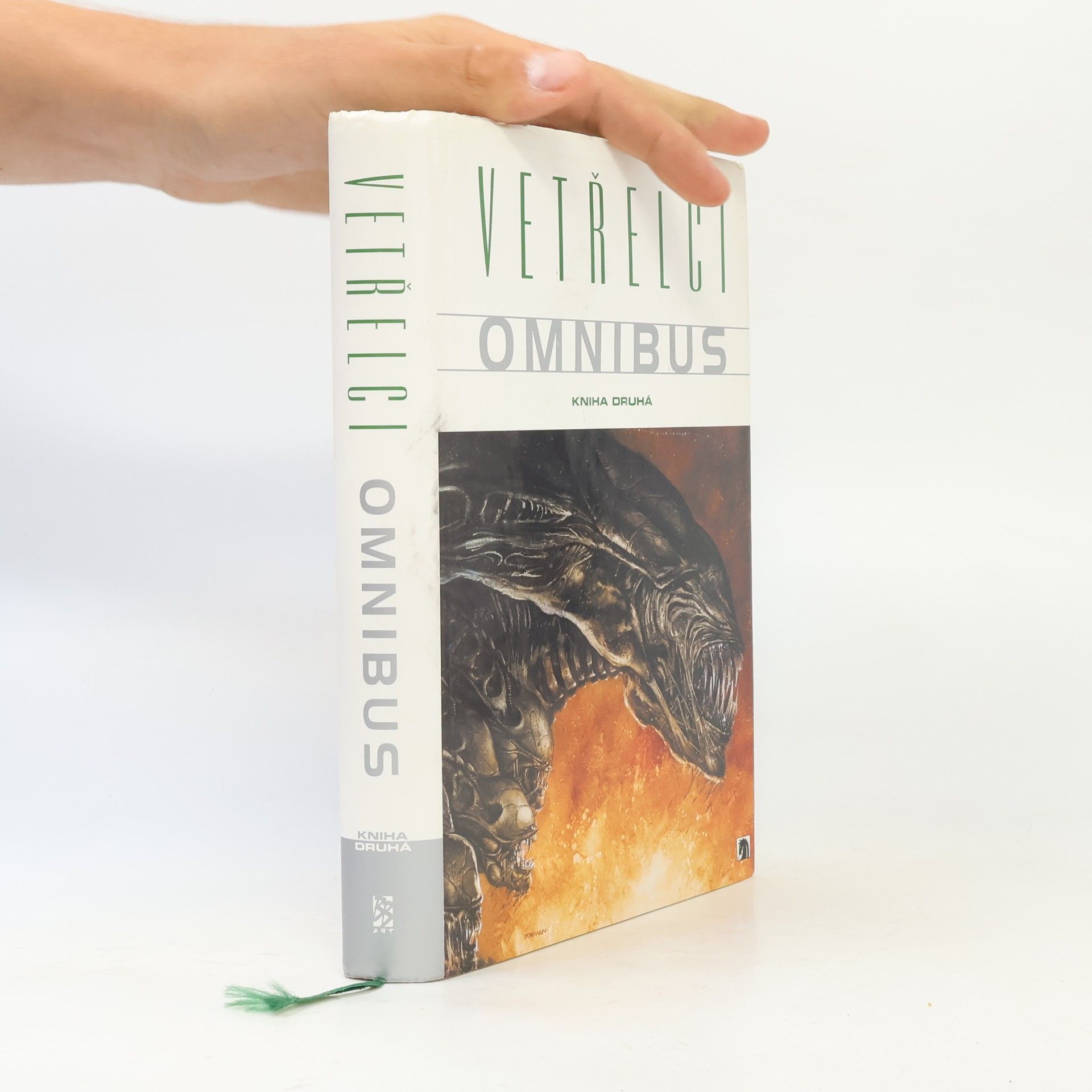 Damon Willis Vetřelci omnibus. Kniha druhá