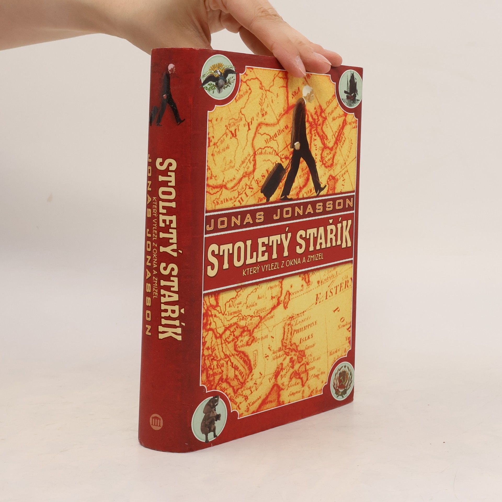 Jonas Jonasson Stoletý stařík, který vylezl z okna a zmizel