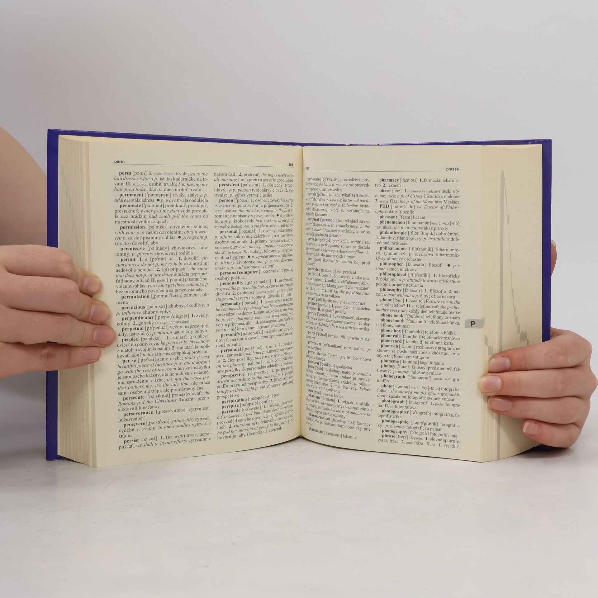 Erna Haraksimová Anglicko-slovenský, slovensko-anglický slovník. Dictionary English-Slovak, Slovak-English