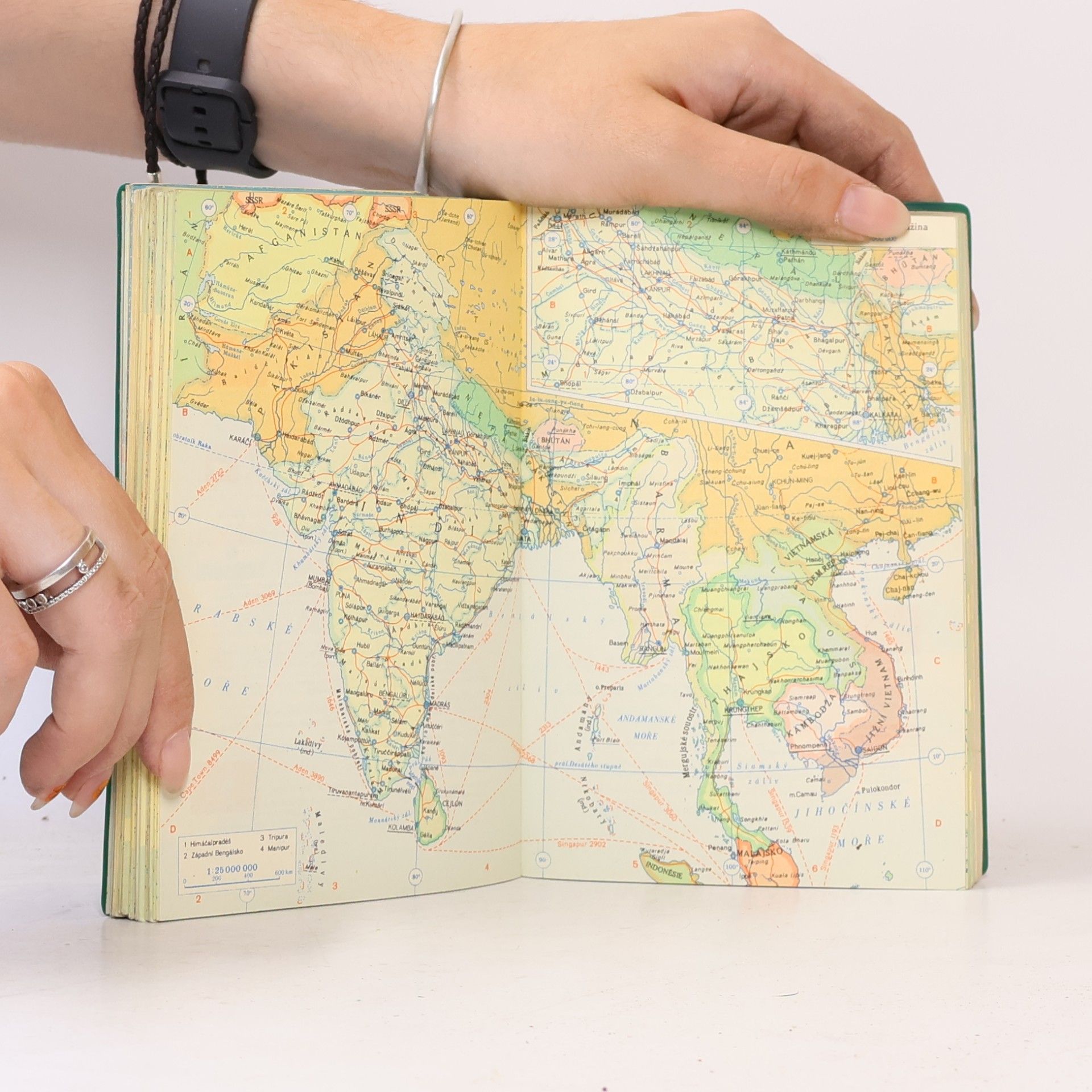 Jaroslav Vinař Kapesní atlas světa