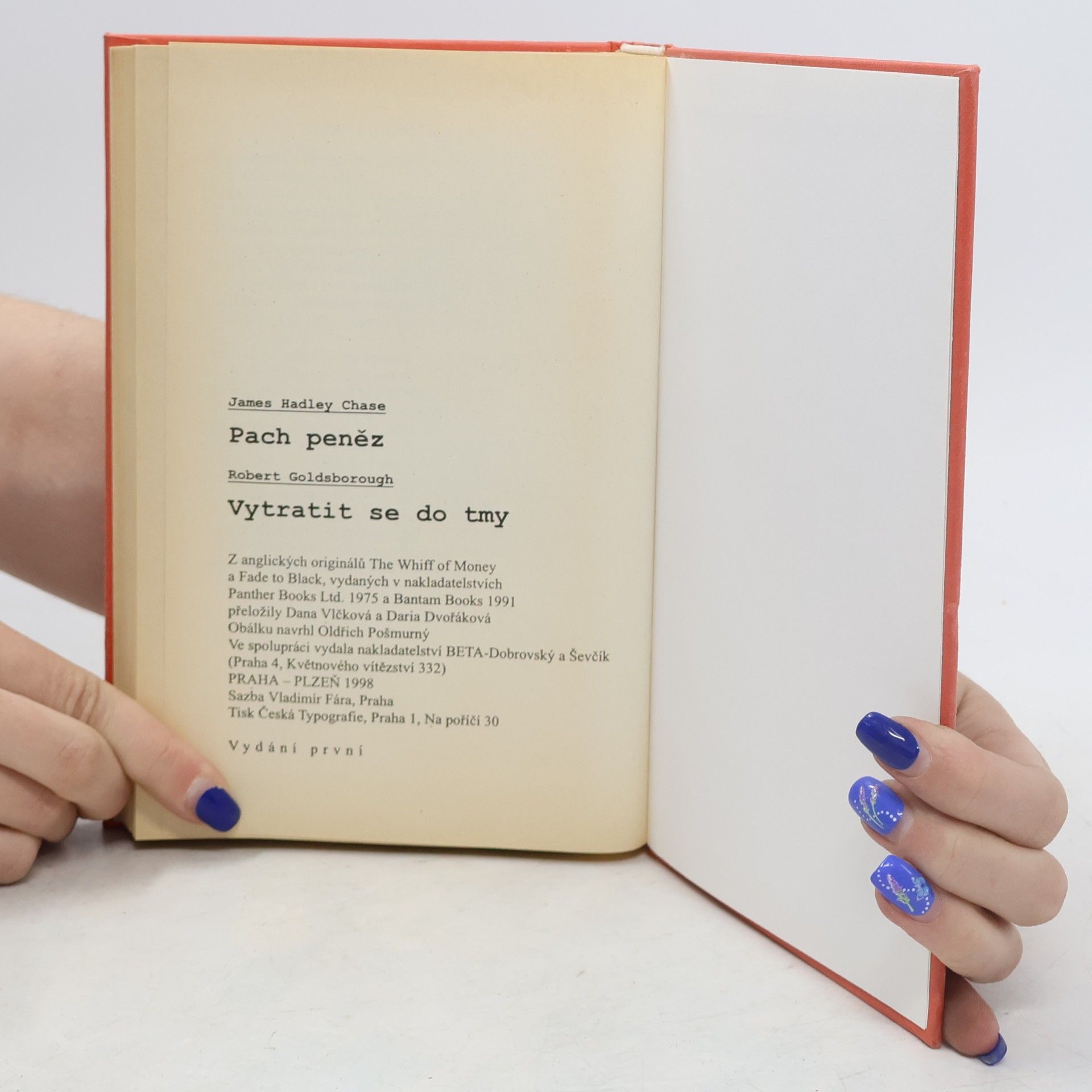 Margery Allingham Móda skrytá v rubáši. Koronerův případ