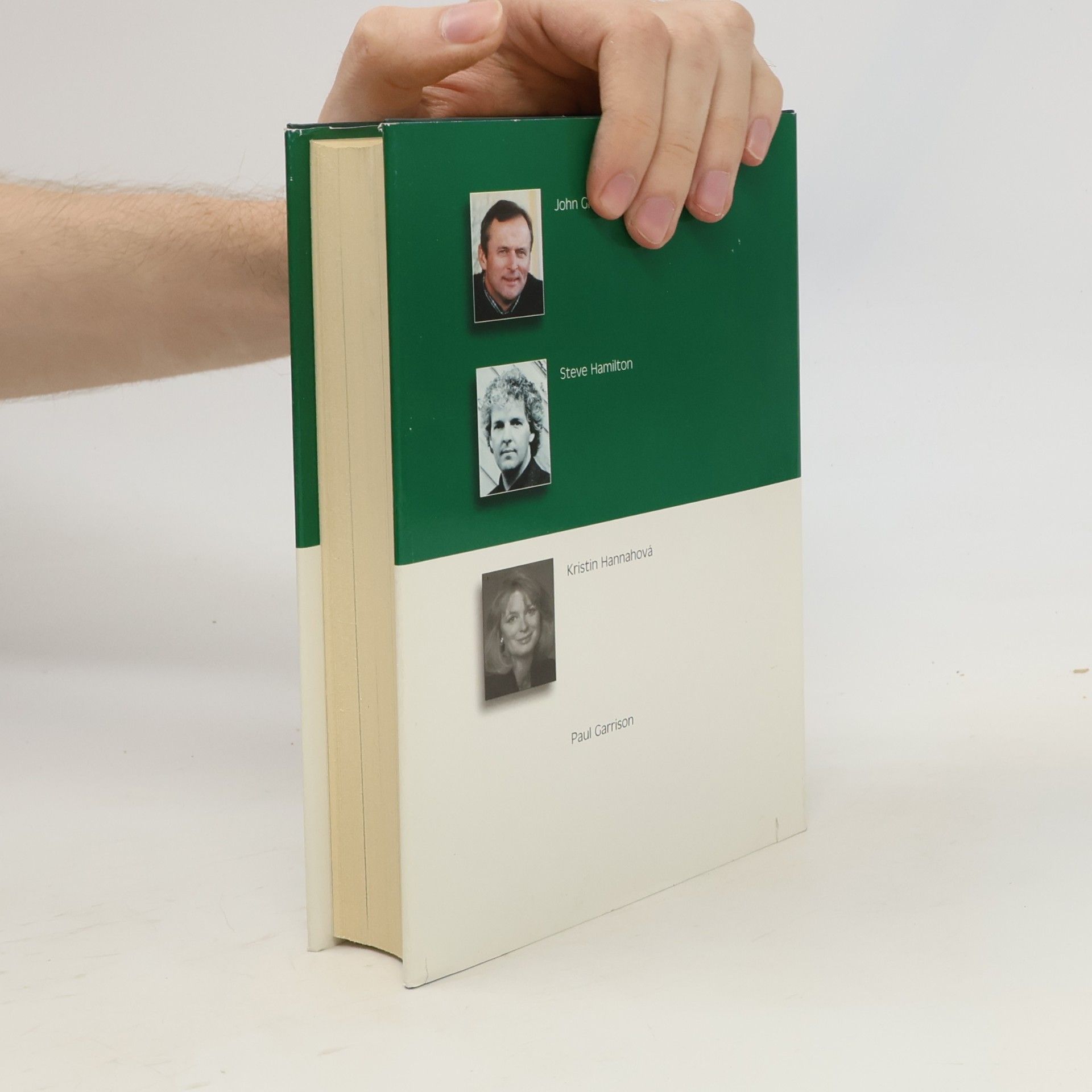 John Grisham Najlepšie svetové čítanie-Sesterské puto-Zoznam-Hľadanie vo vlnách-Krvavá obloha