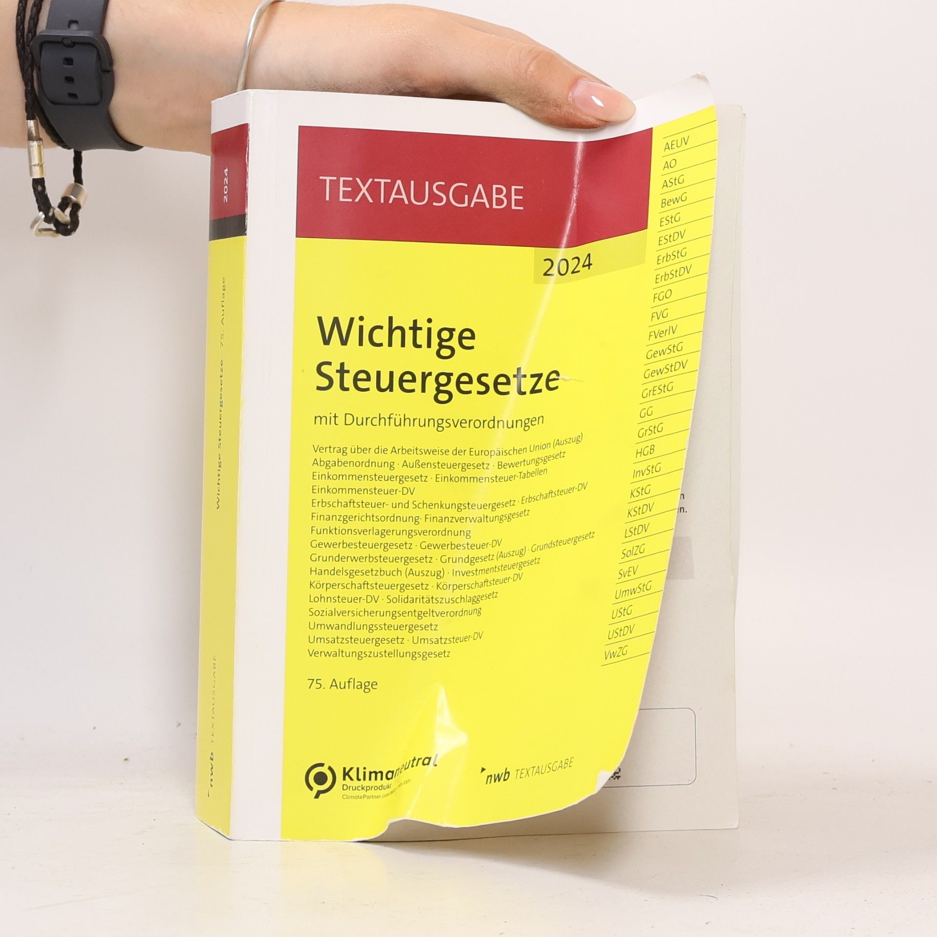 Auteurscollectief Wichtige Steuergesetze