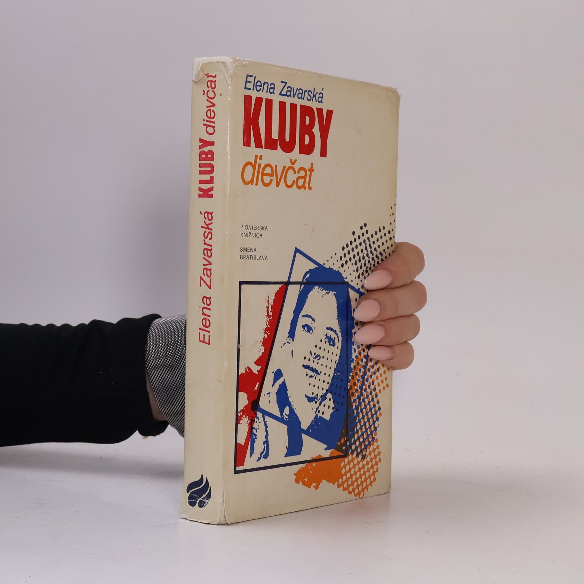 Elena Zavarská Kluby dievčat