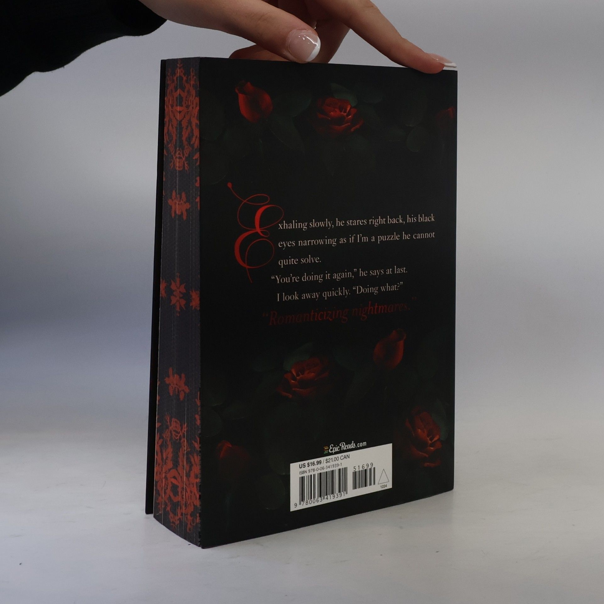Shelby Mahurin The Scarlet Veil