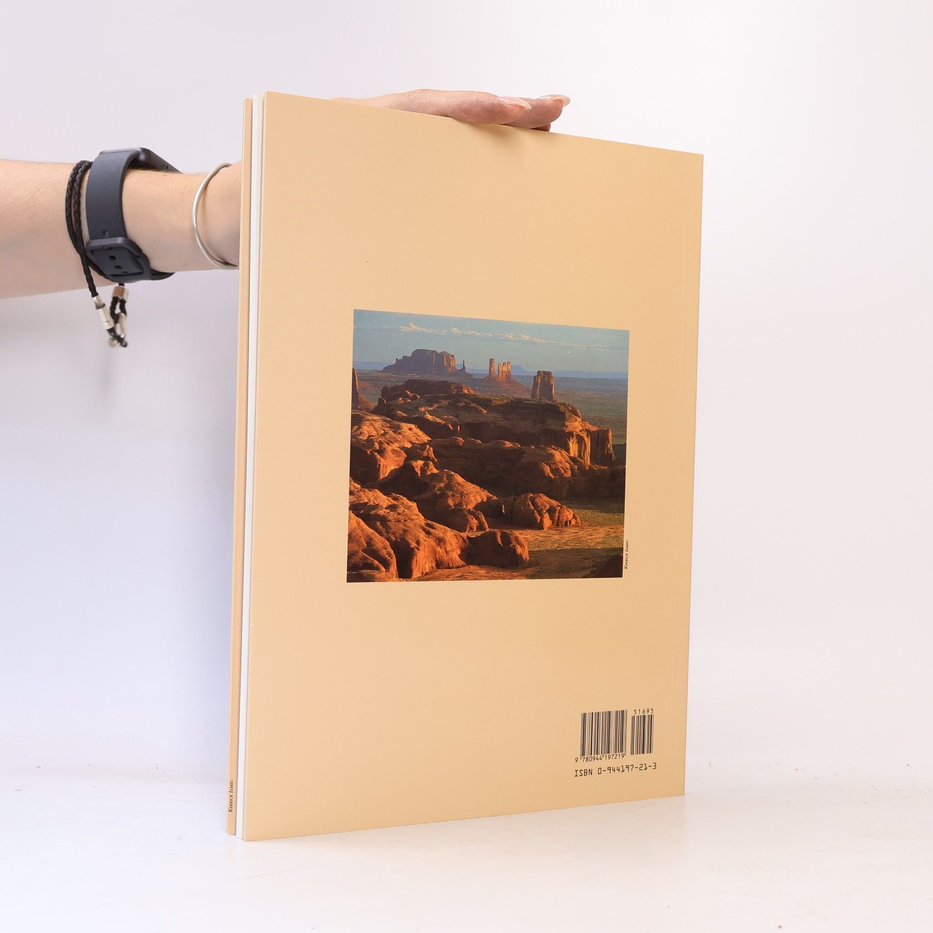 Anne Markward Monument Valley Navajo Tribal Park - Multiple Language Edition: Français-Deutsch-日本語