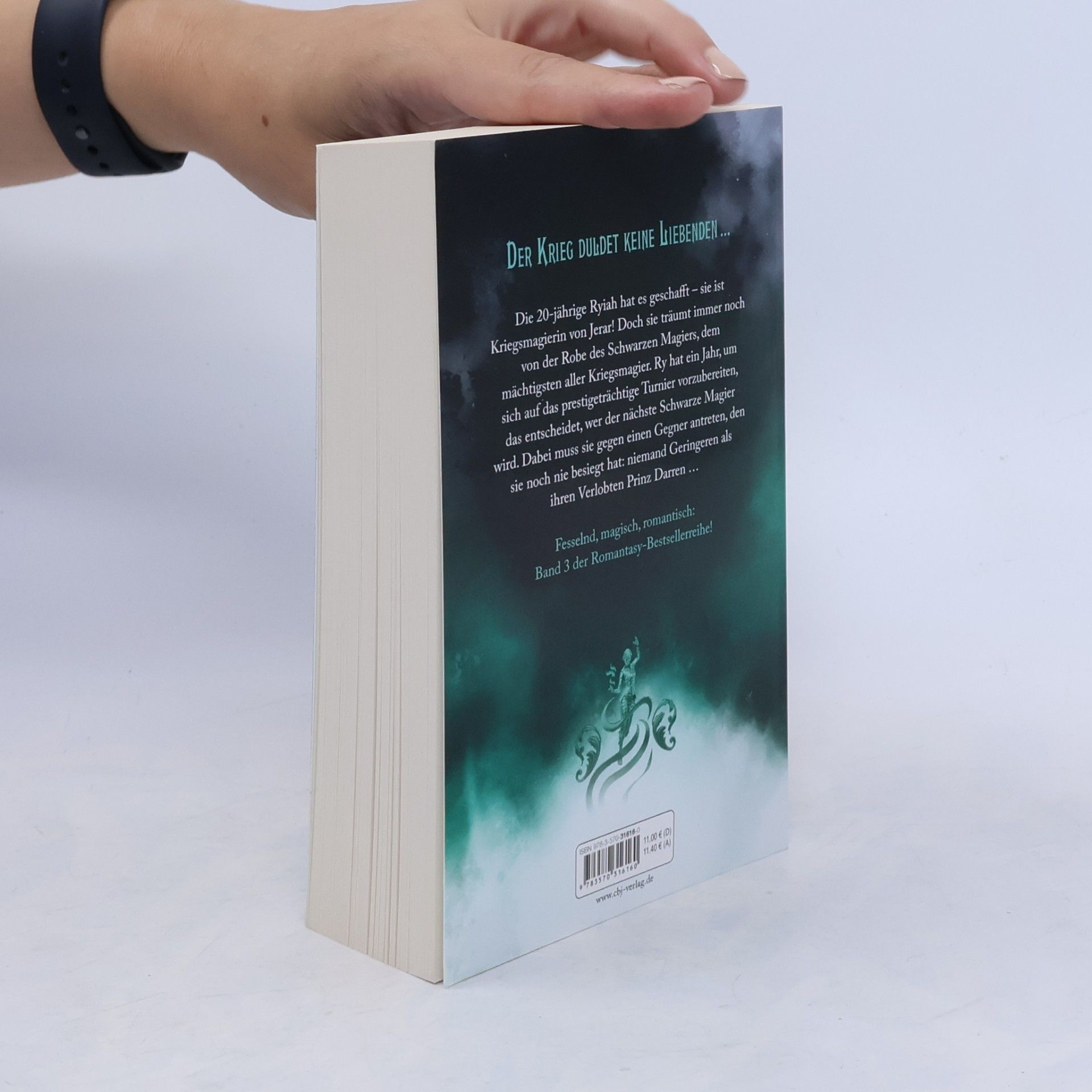 Rachel E. Carter Magic Academy – Die Kandidatin. Band 3 der erfolgreichen Dark-Academia-Romantasy-Serie im neuen Look