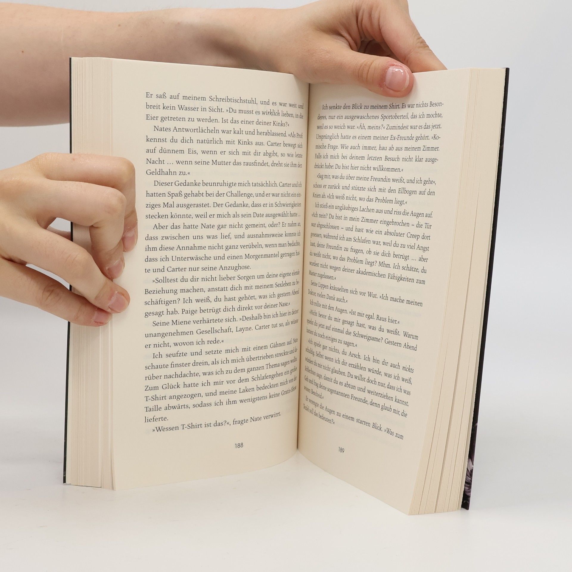 Tate James Devil's Backbone Society - 1: Dear Reader