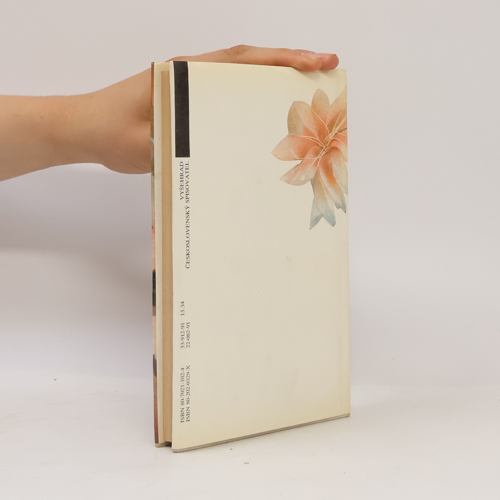 Daphne du Maurier Mrtvá a živá