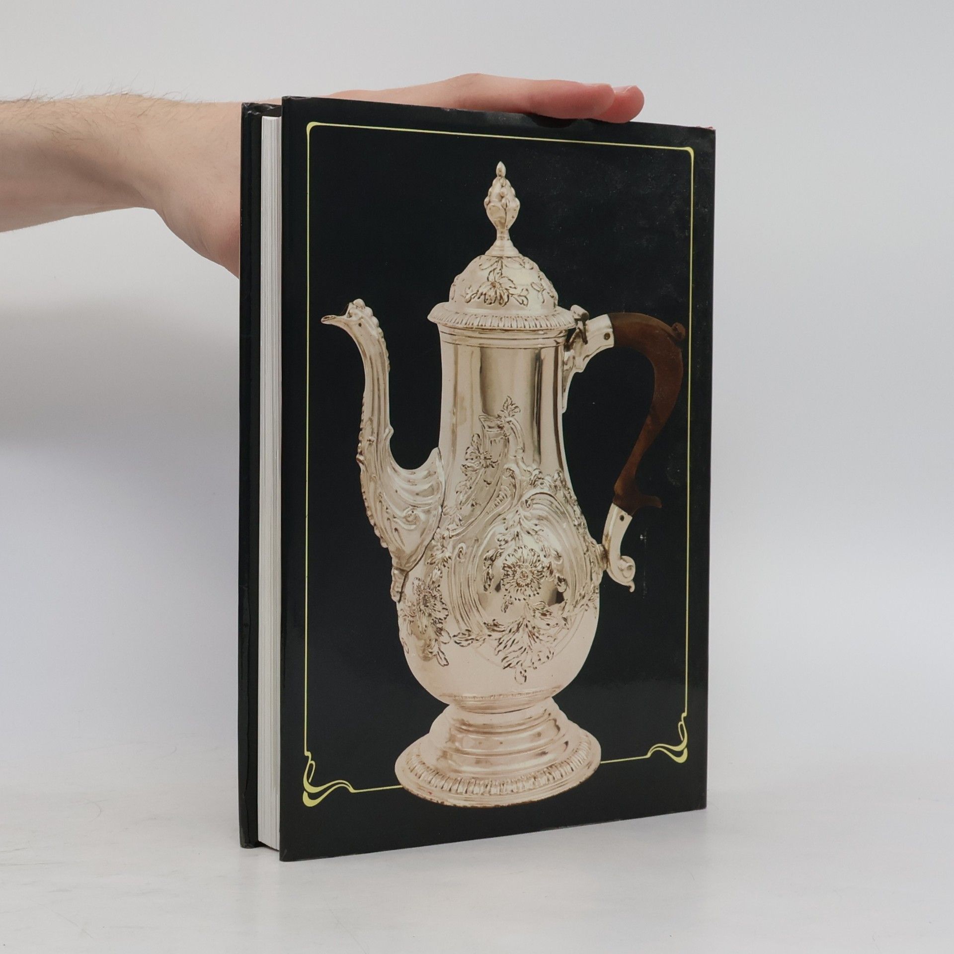 Various authors Colour encyclopedia of antiques